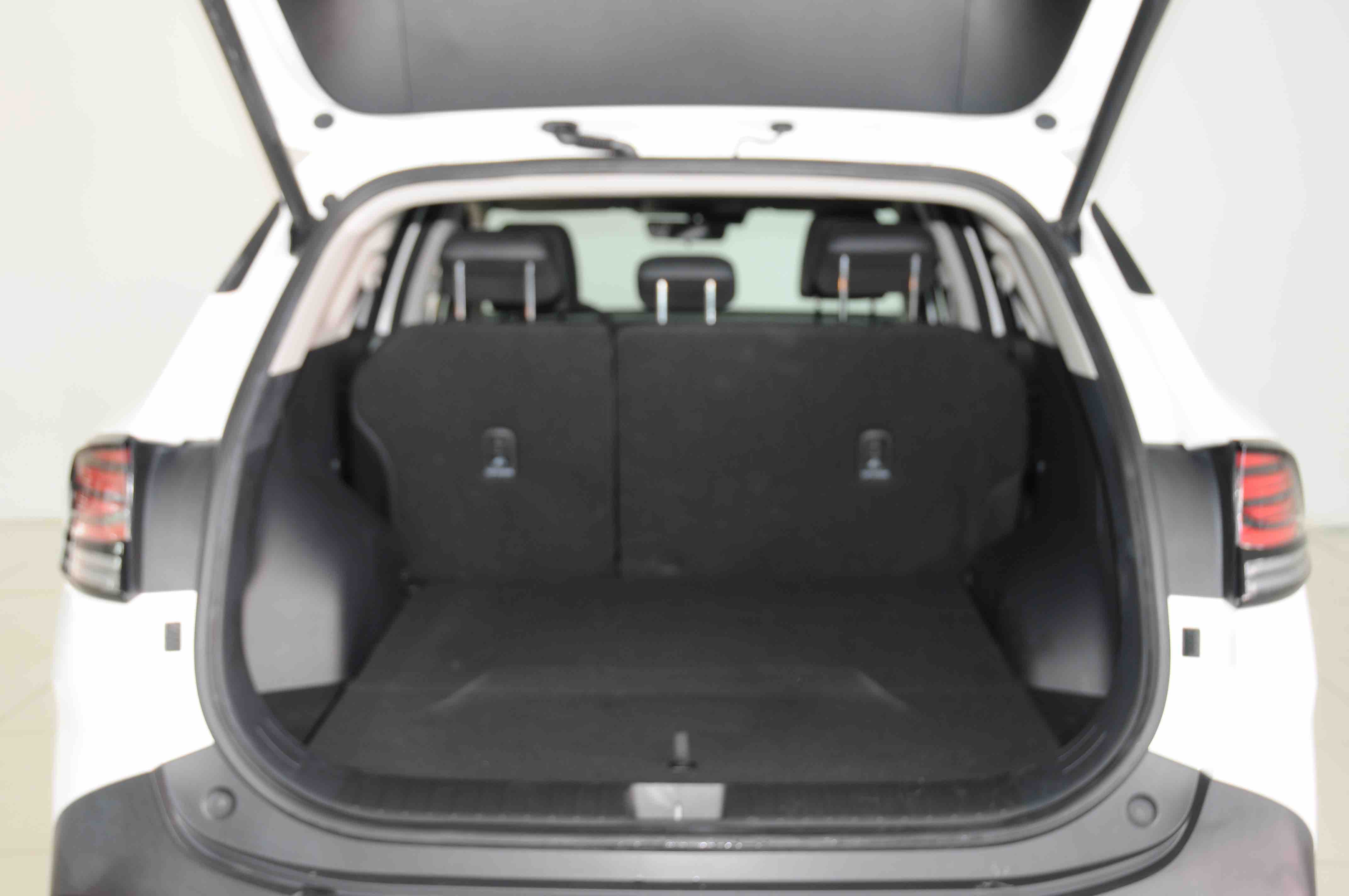 Kia Sportage 2024 car image #8