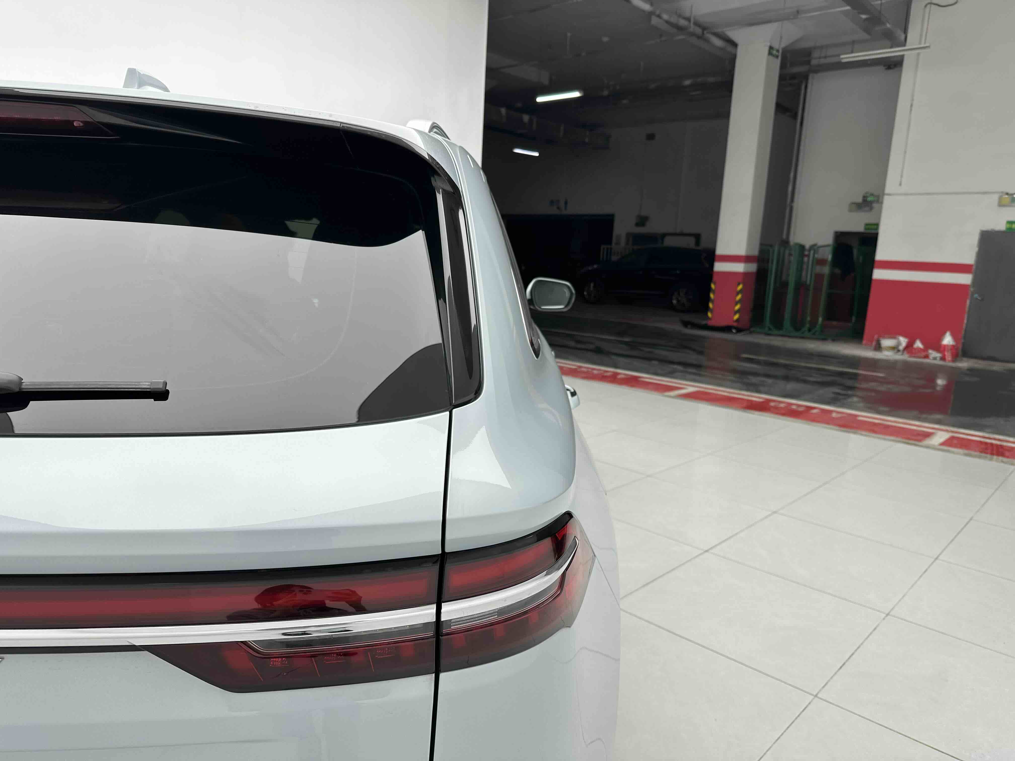 GEELY Monjaro EREV 2023 immagine di auto #8