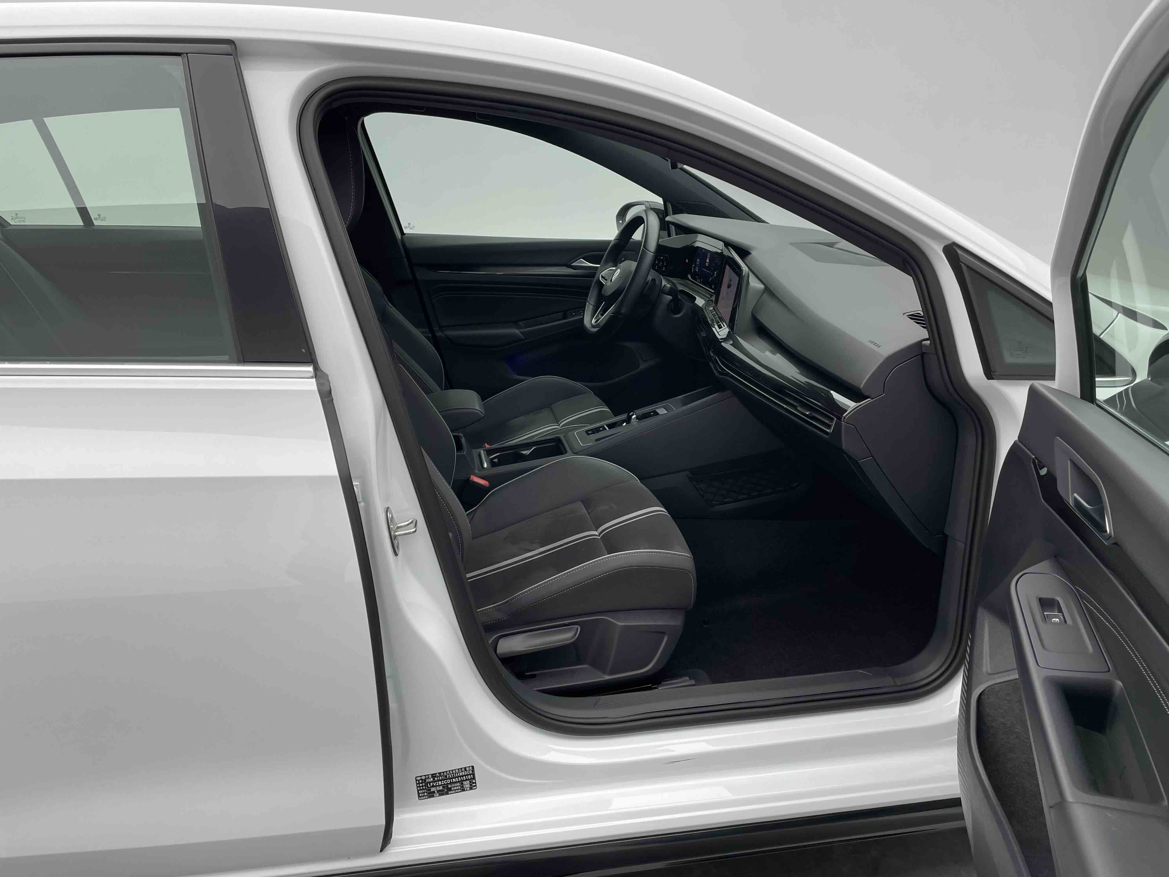 Volkswagen Golf 2023 #8 Volkswagen Golf 2023 car image #8