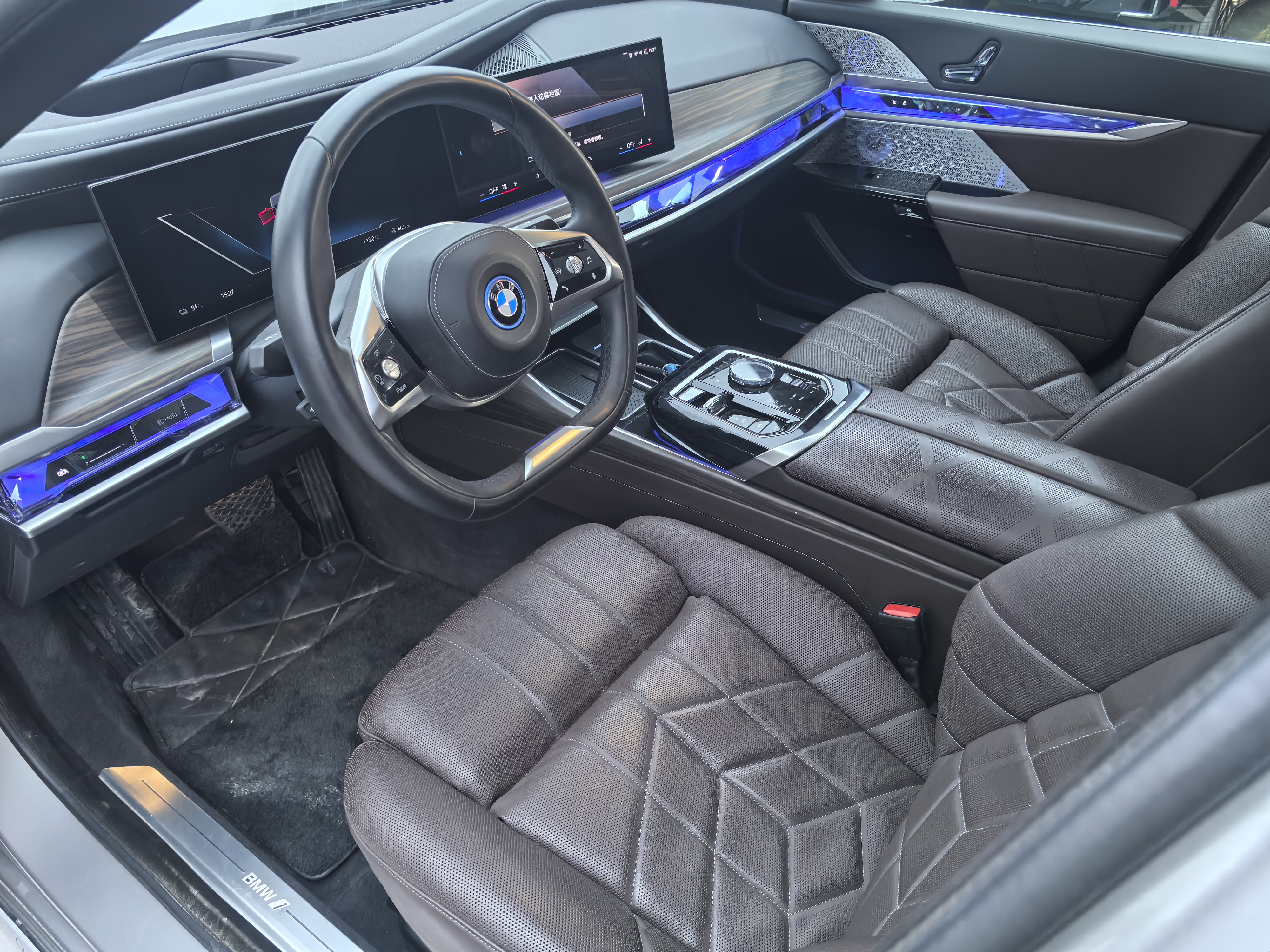 BMW i7 2023 immagine di auto #8