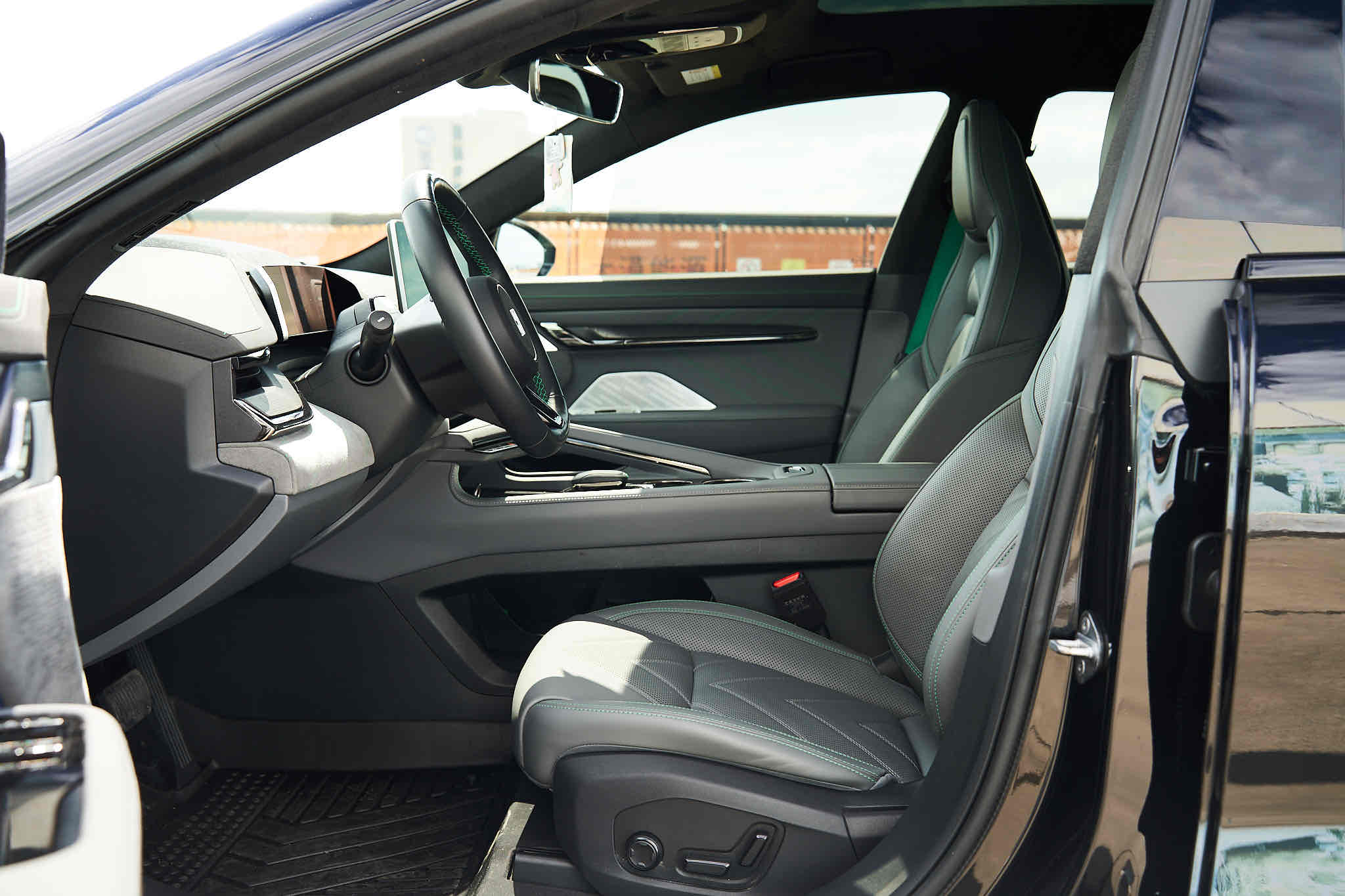 极氪 极氪001 2024 汽车图片 #8