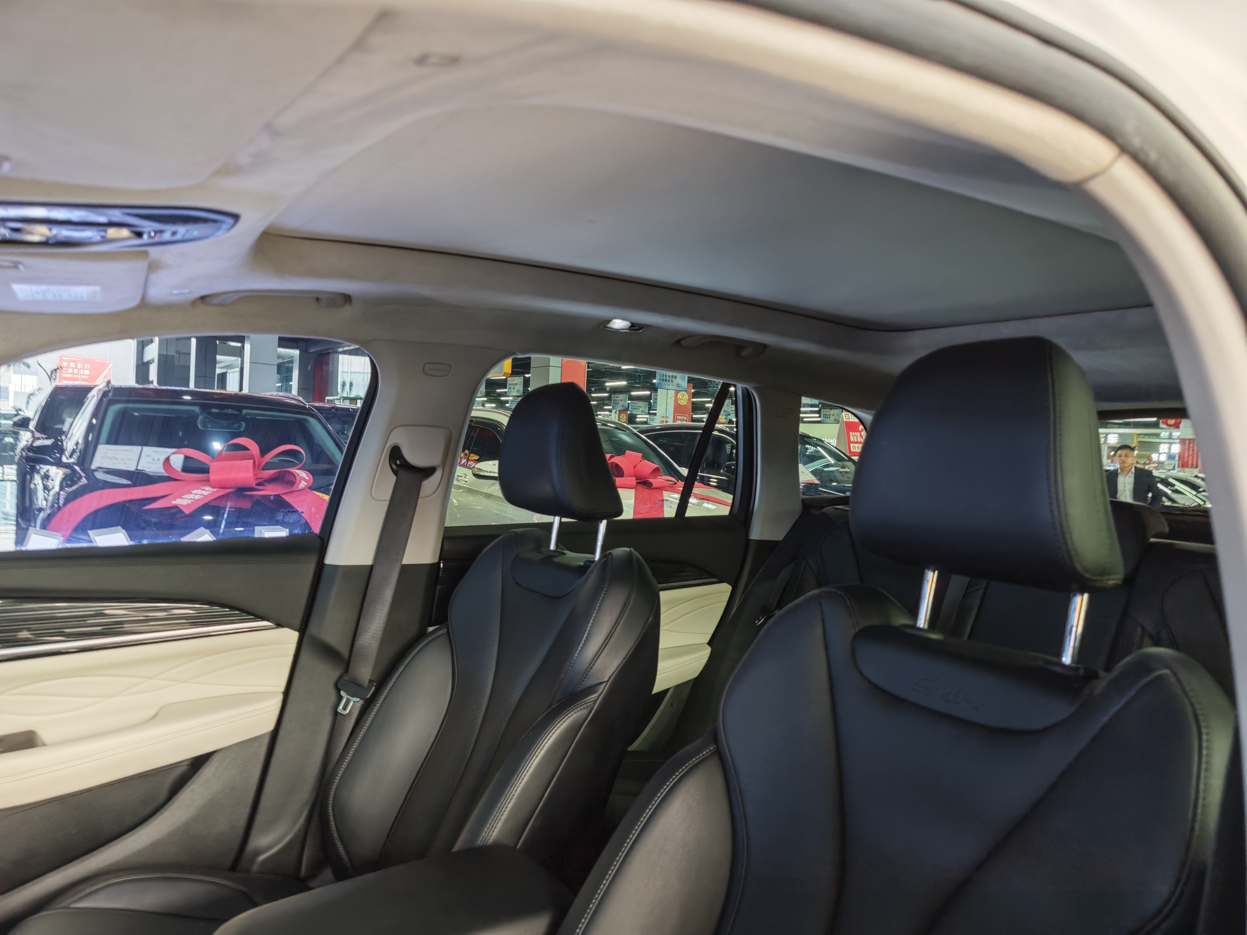 GEELY Monjaro 2023 immagine di auto #8