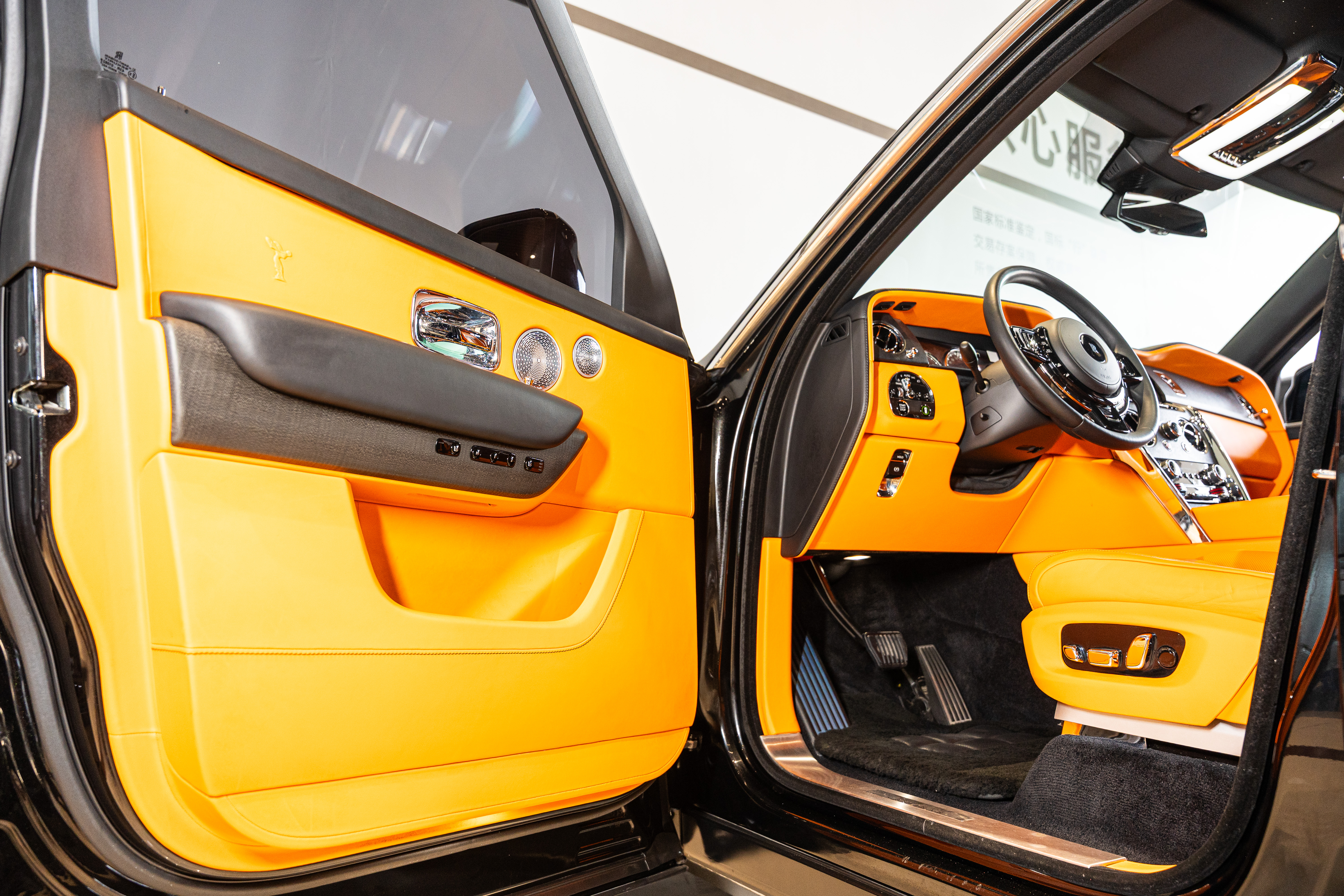 劳斯莱斯 库里南 2023 汽车图片 #8