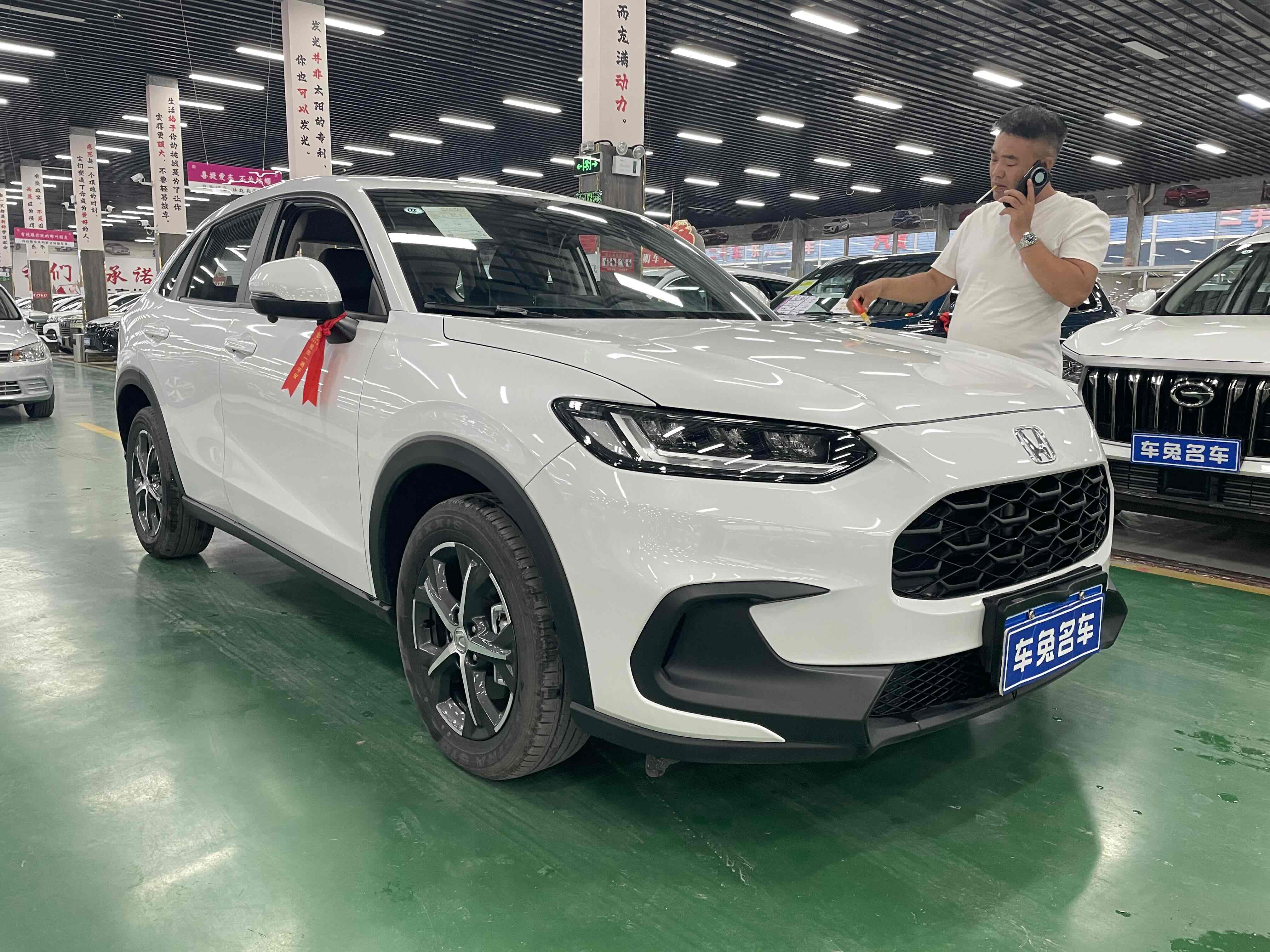 Honda ZR-V 2025 #8 Honda ZR-V 2025 car image #8