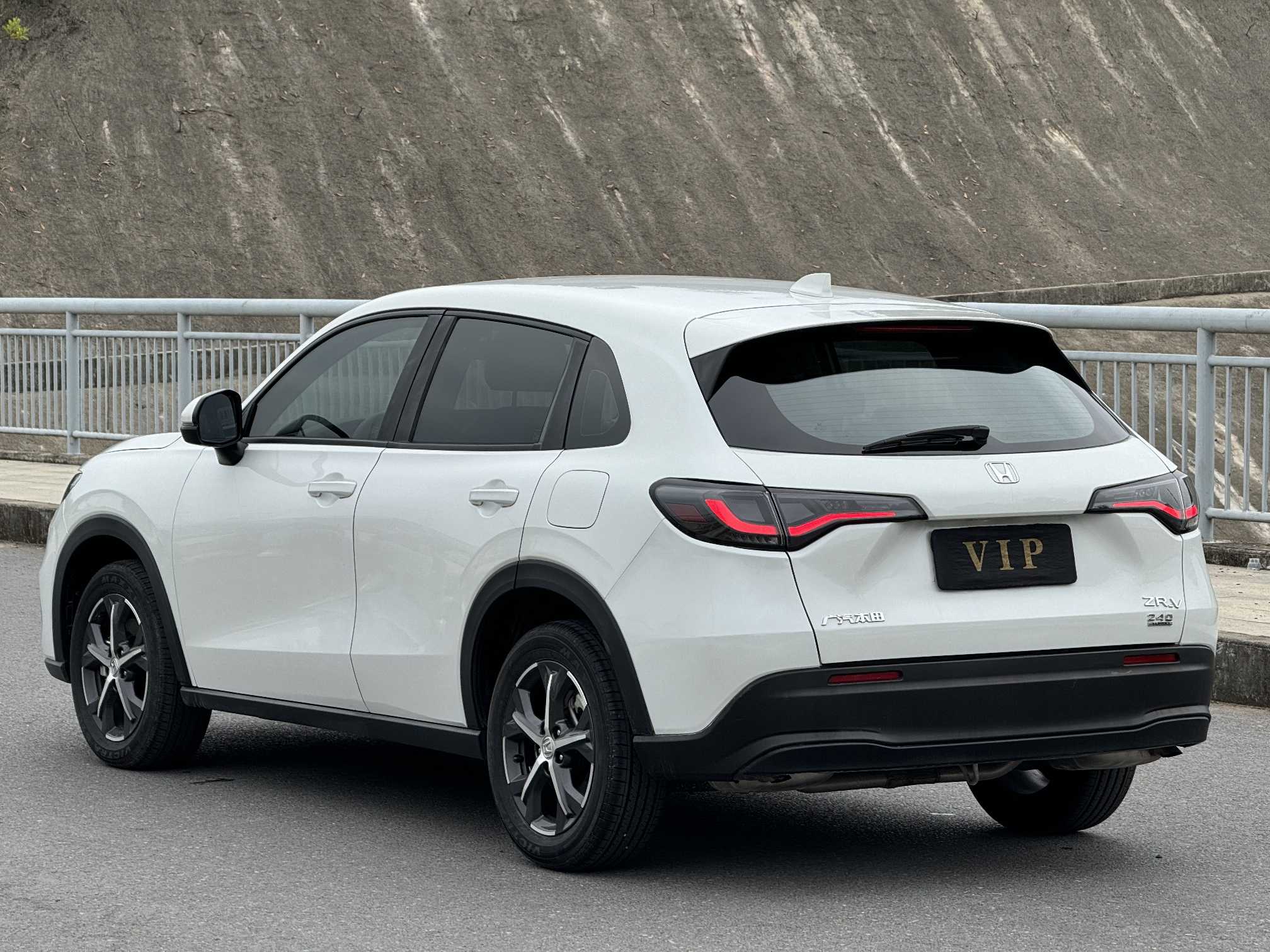 Honda ZR-V 2024 car image #8