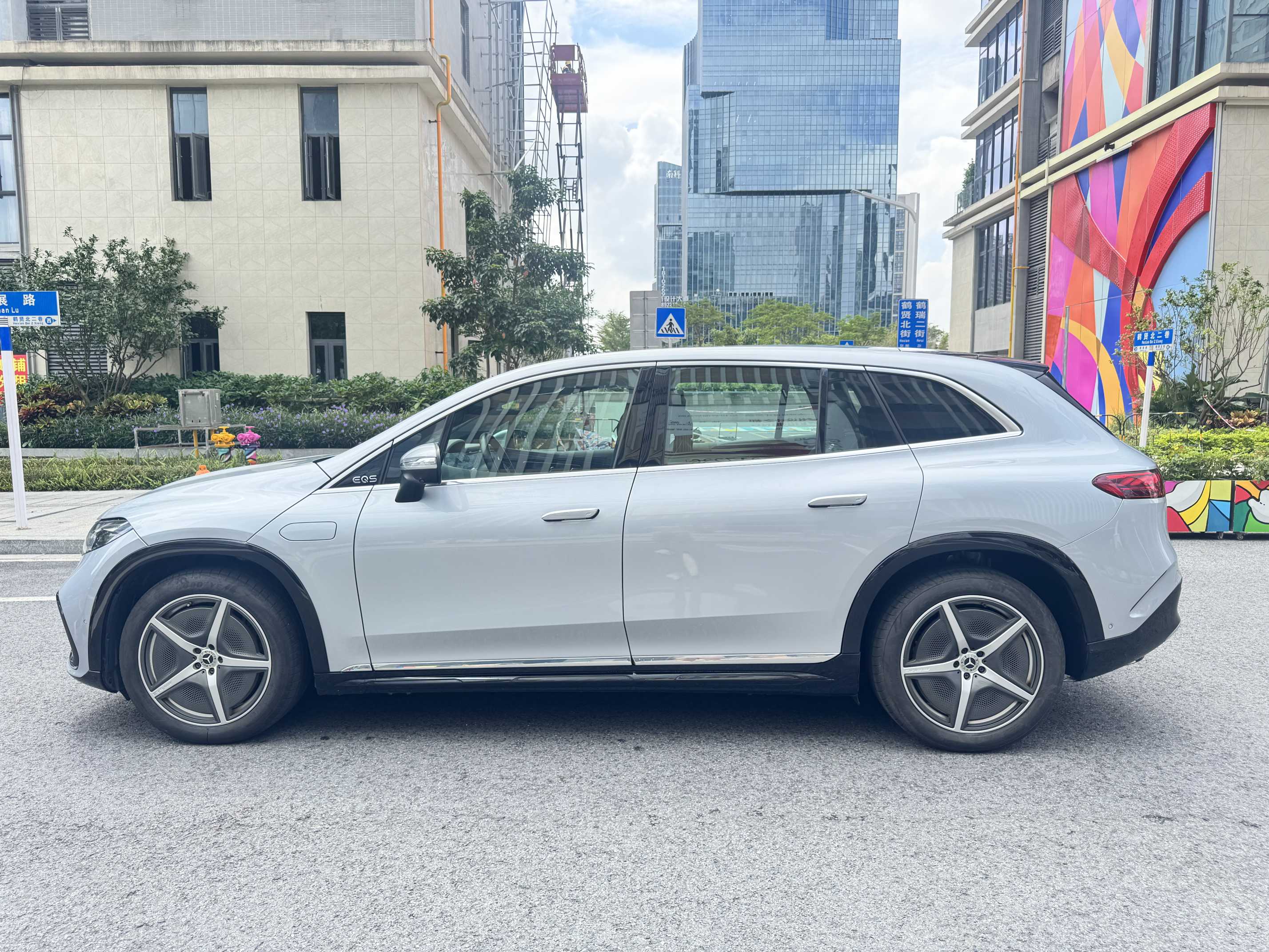 Mercedes-Benz EQS SUV 2023 car image #8