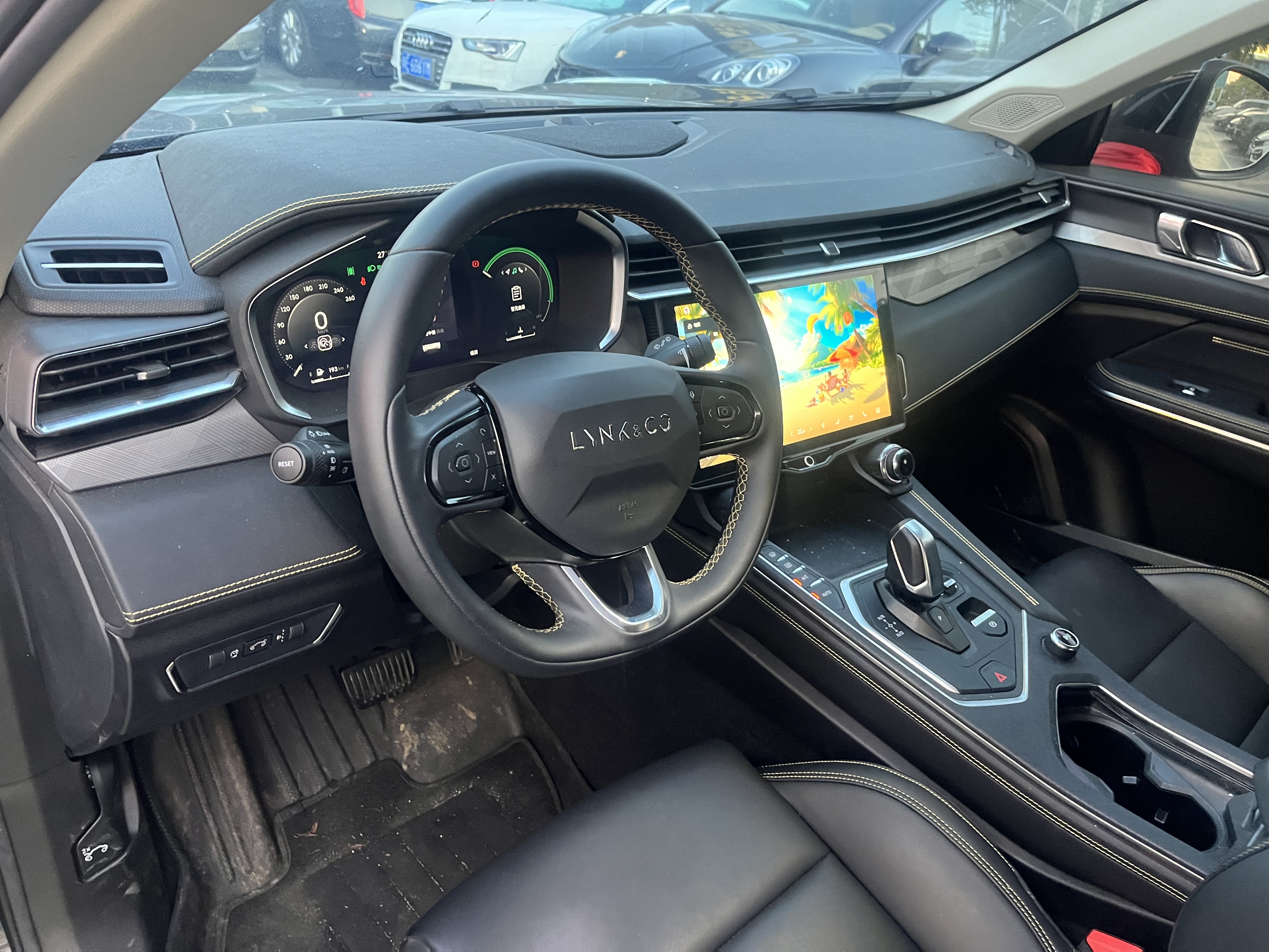 Lynk & Co 01 2023 #8 Lynk & Co 01 2023 car image #8
