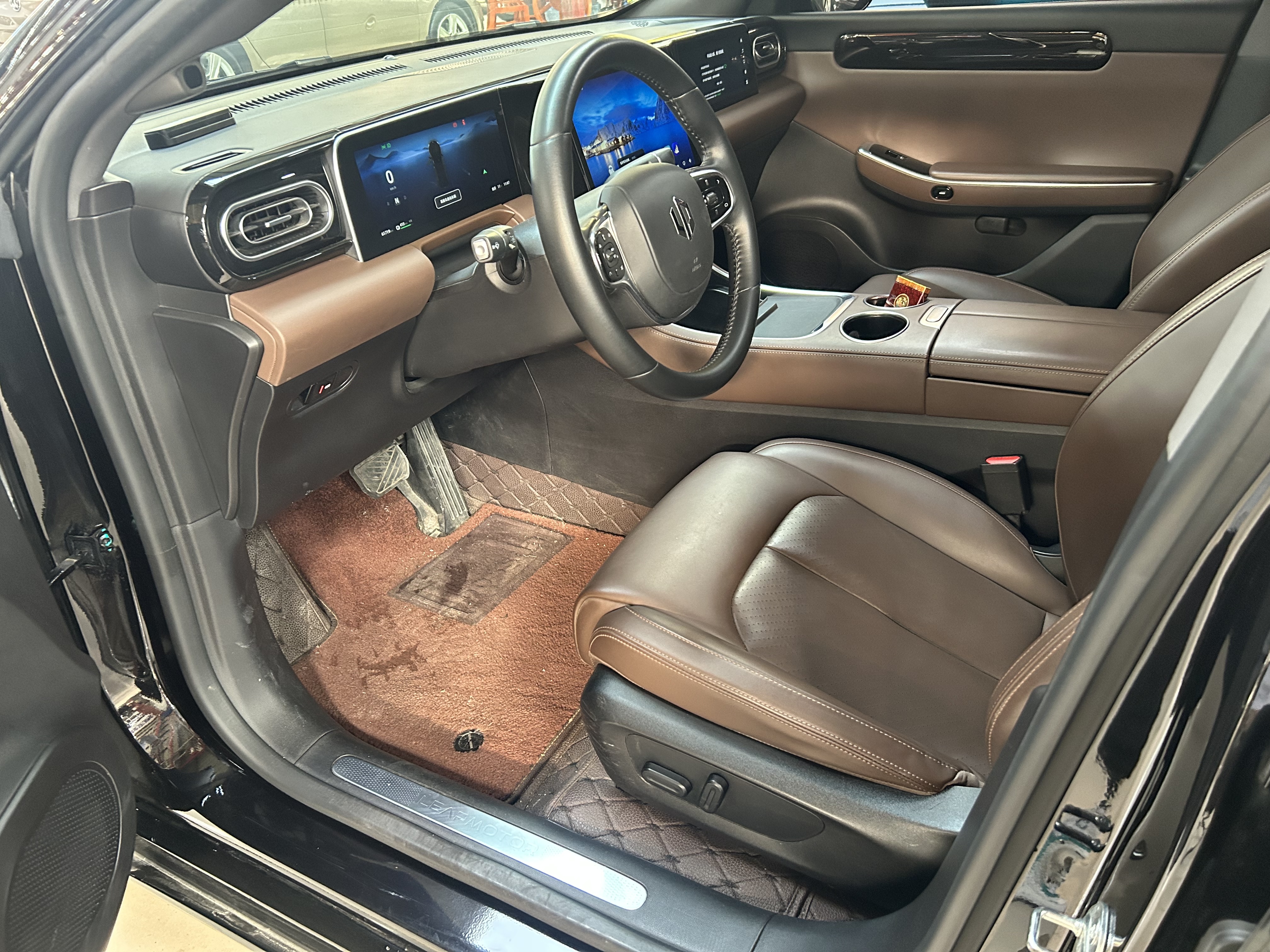 零跑汽车 零跑C01 2023 汽车图片 #8