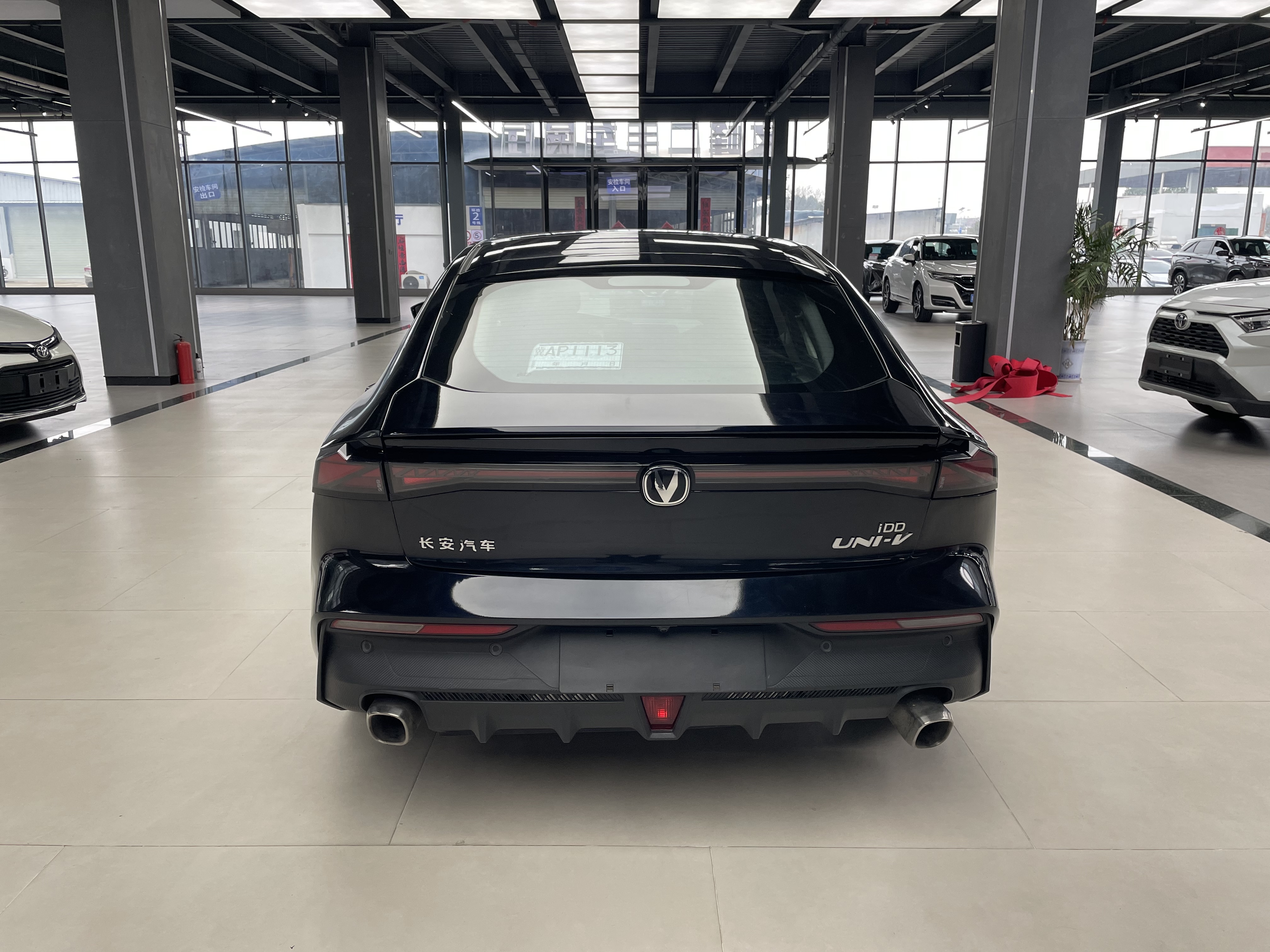 Changan UNI-K iDD 2023 car image #8