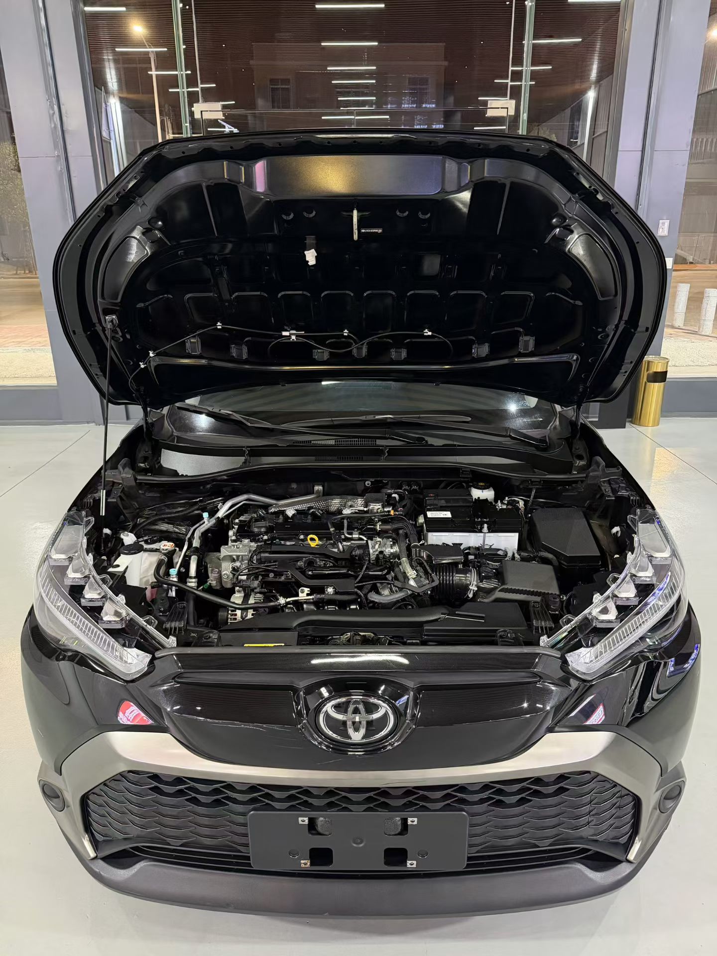Toyota Frontlander 2023 car image #8