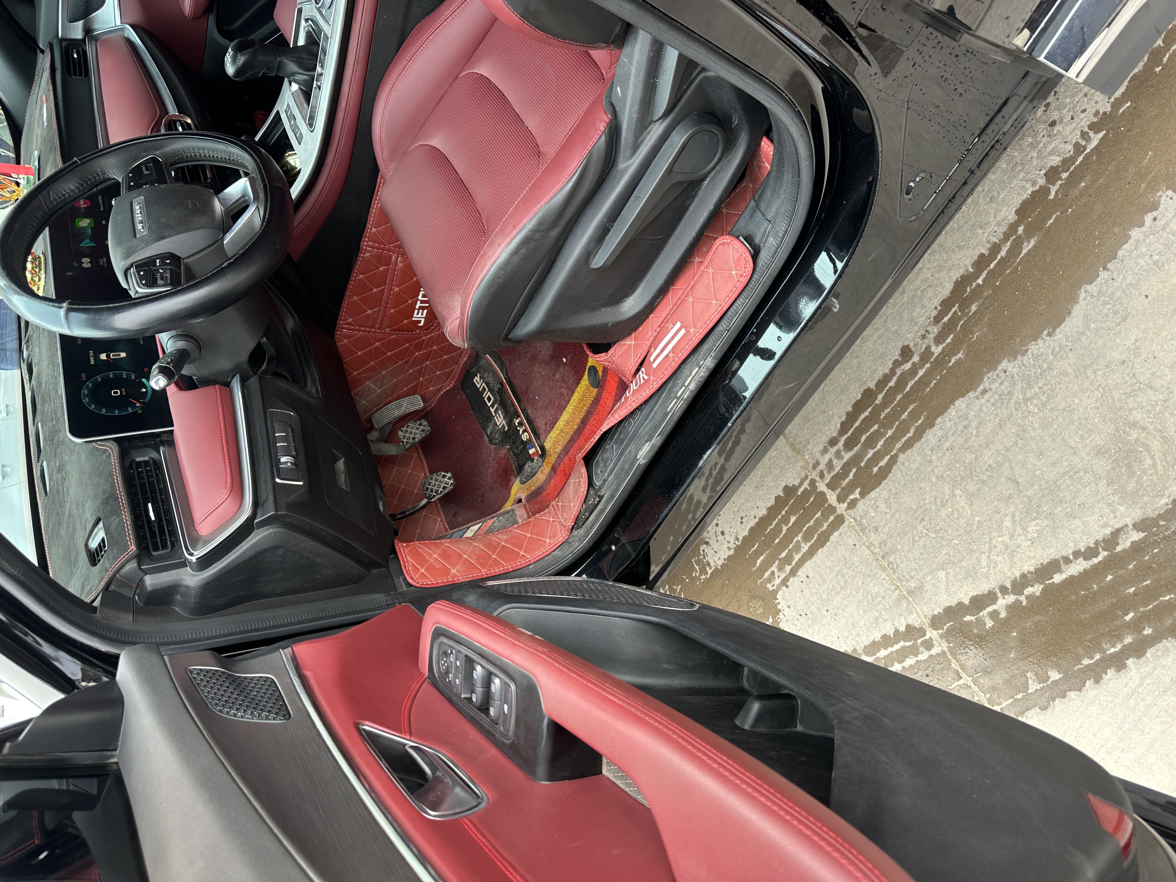 Jetour X70 PLUS 2023 car image #8