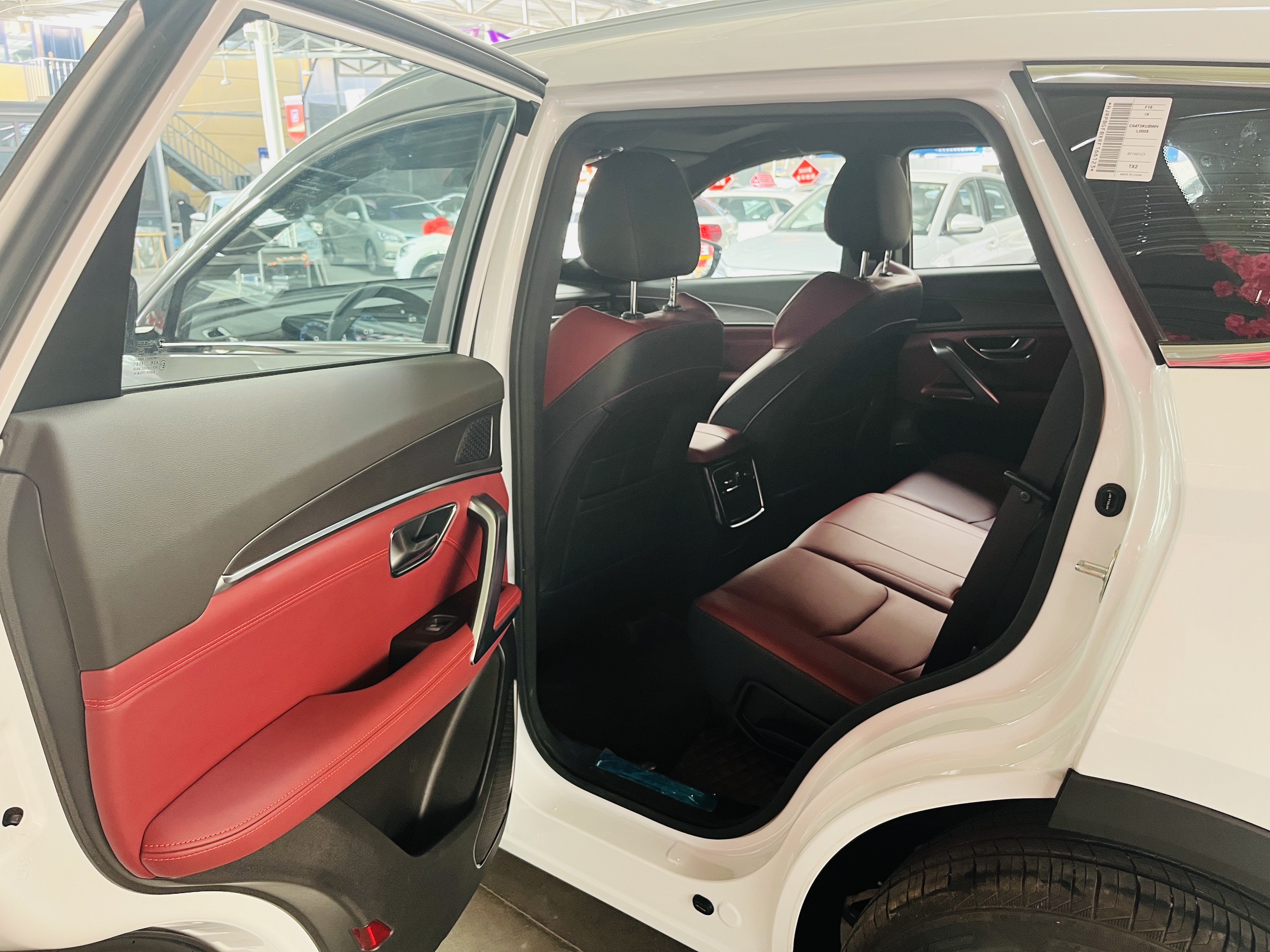 Jetour X70 PLUS 2025 صورة سيارة #8