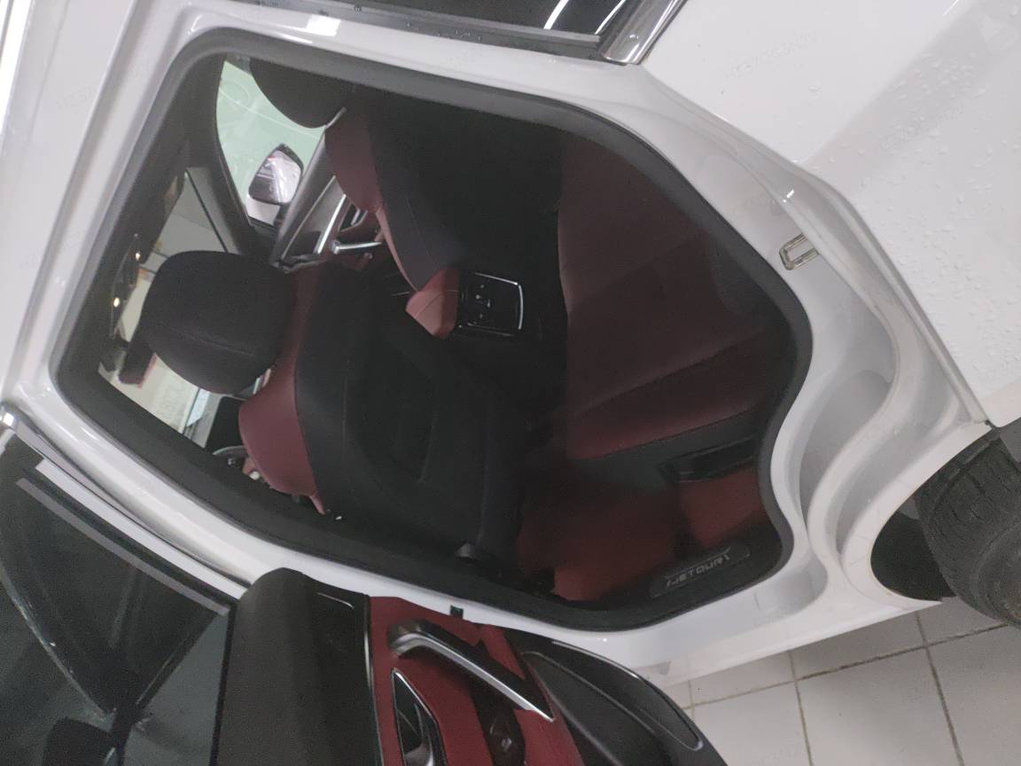 Jetour X70 PLUS 2024 car image #8