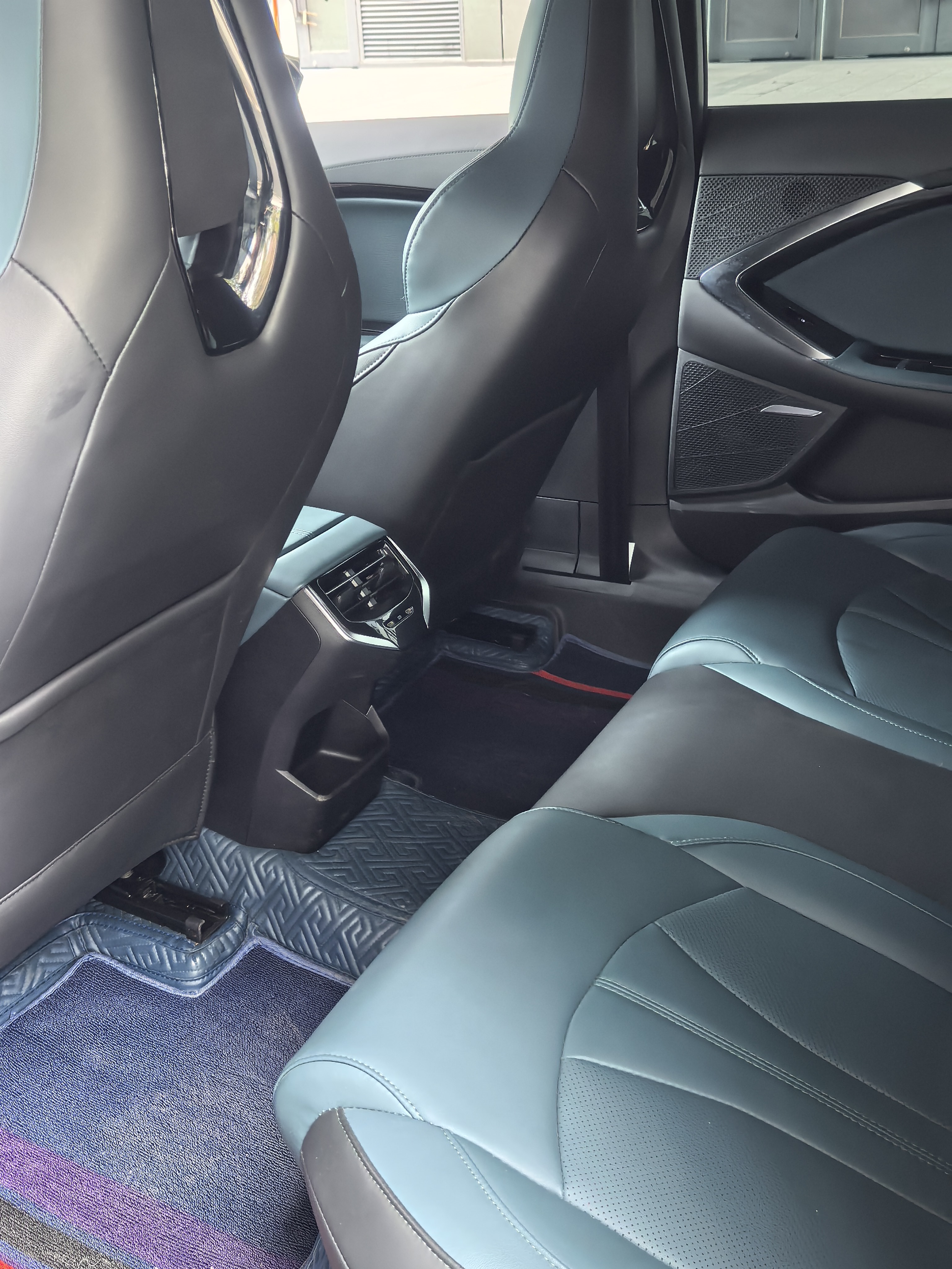 MG 7 2023 car image #8