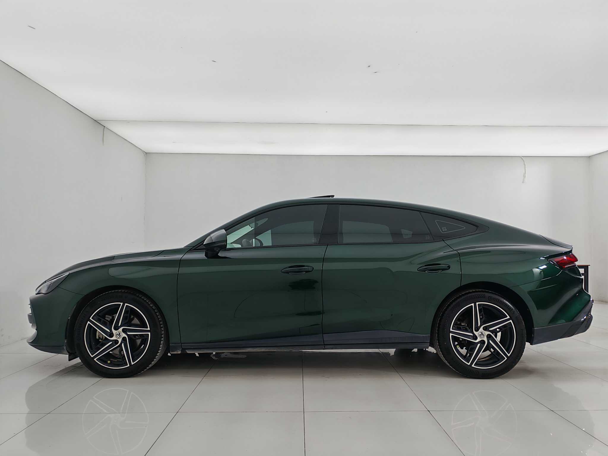 MG 7 2023 car image #8