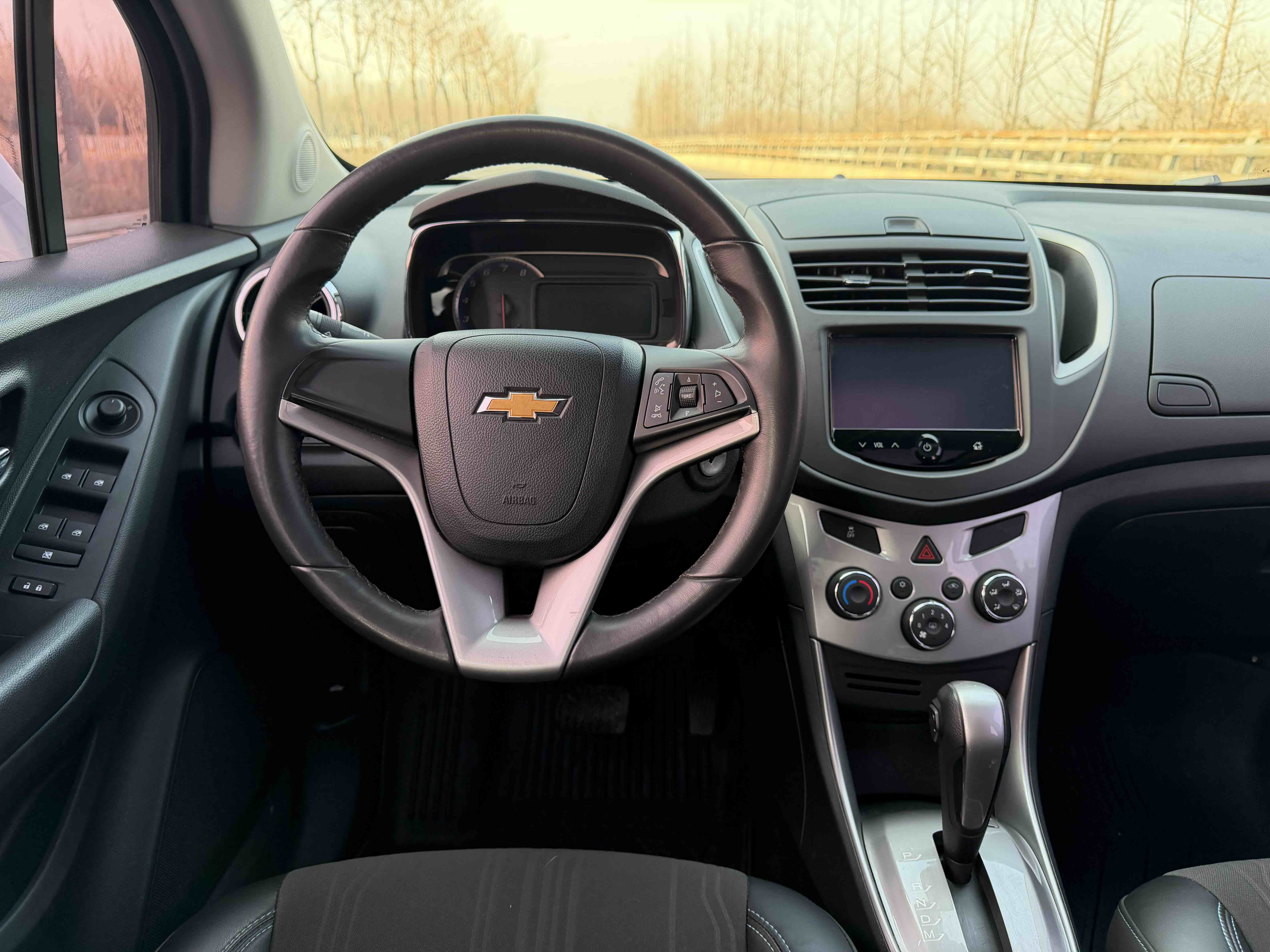 Chevrolet Tracker 2016 #8 Chevrolet Tracker 2016 car image #8