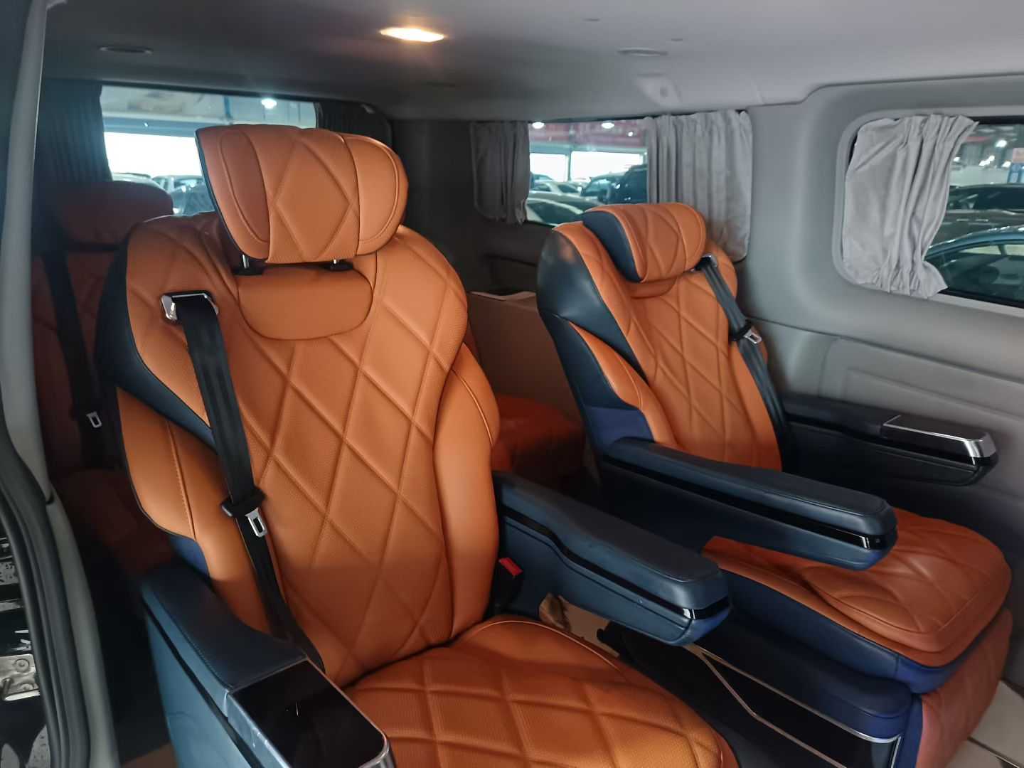 Ford Transit 2025 immagine di auto #8