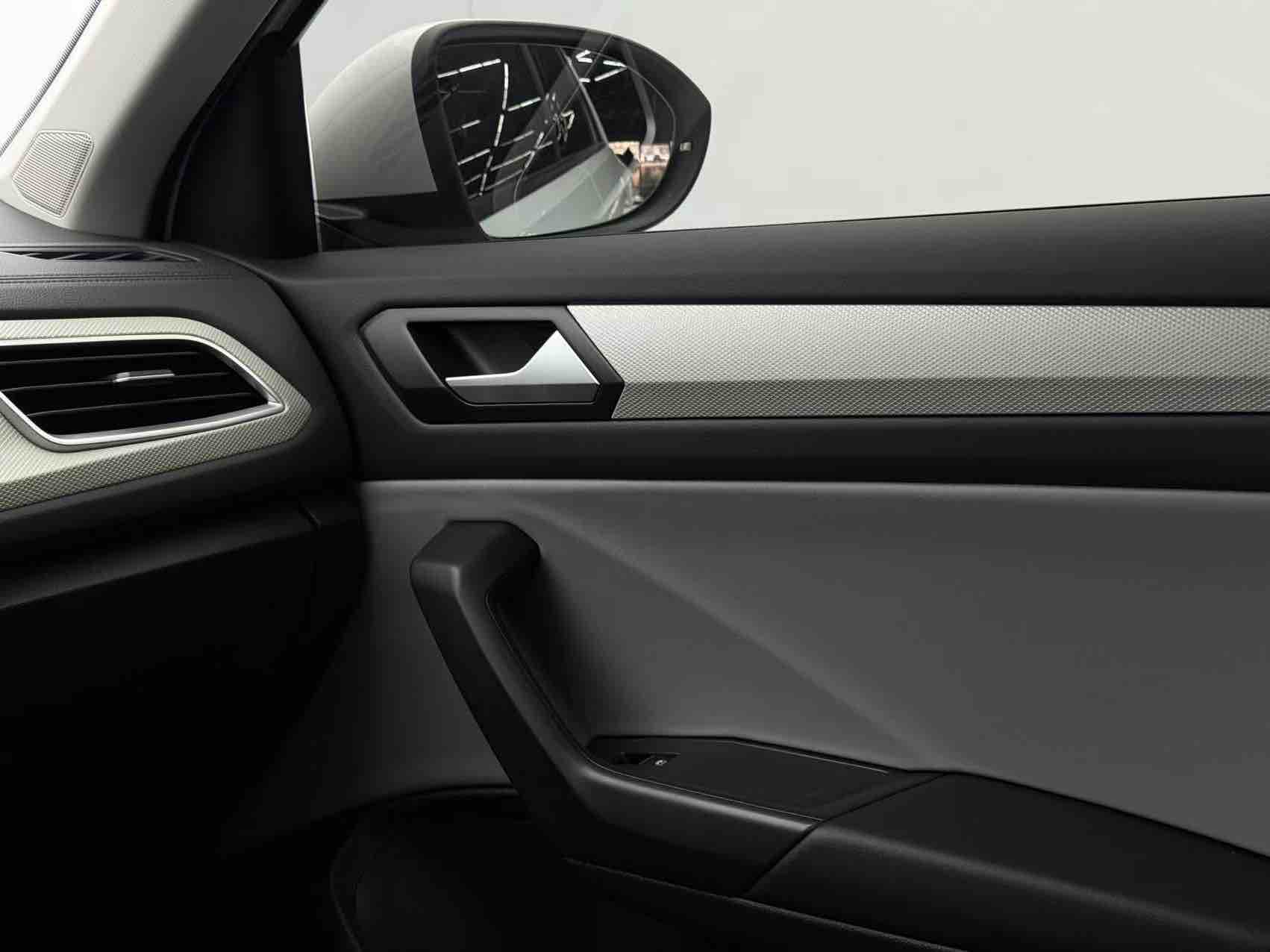 T-Roc 2023 #8 T-Roc 2023 car image #8