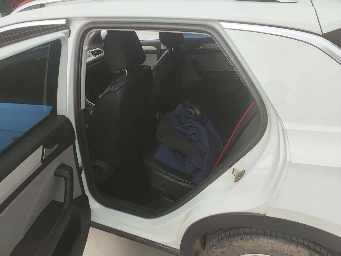 T-Roc 2023 #8 T-Roc 2023 car image #8