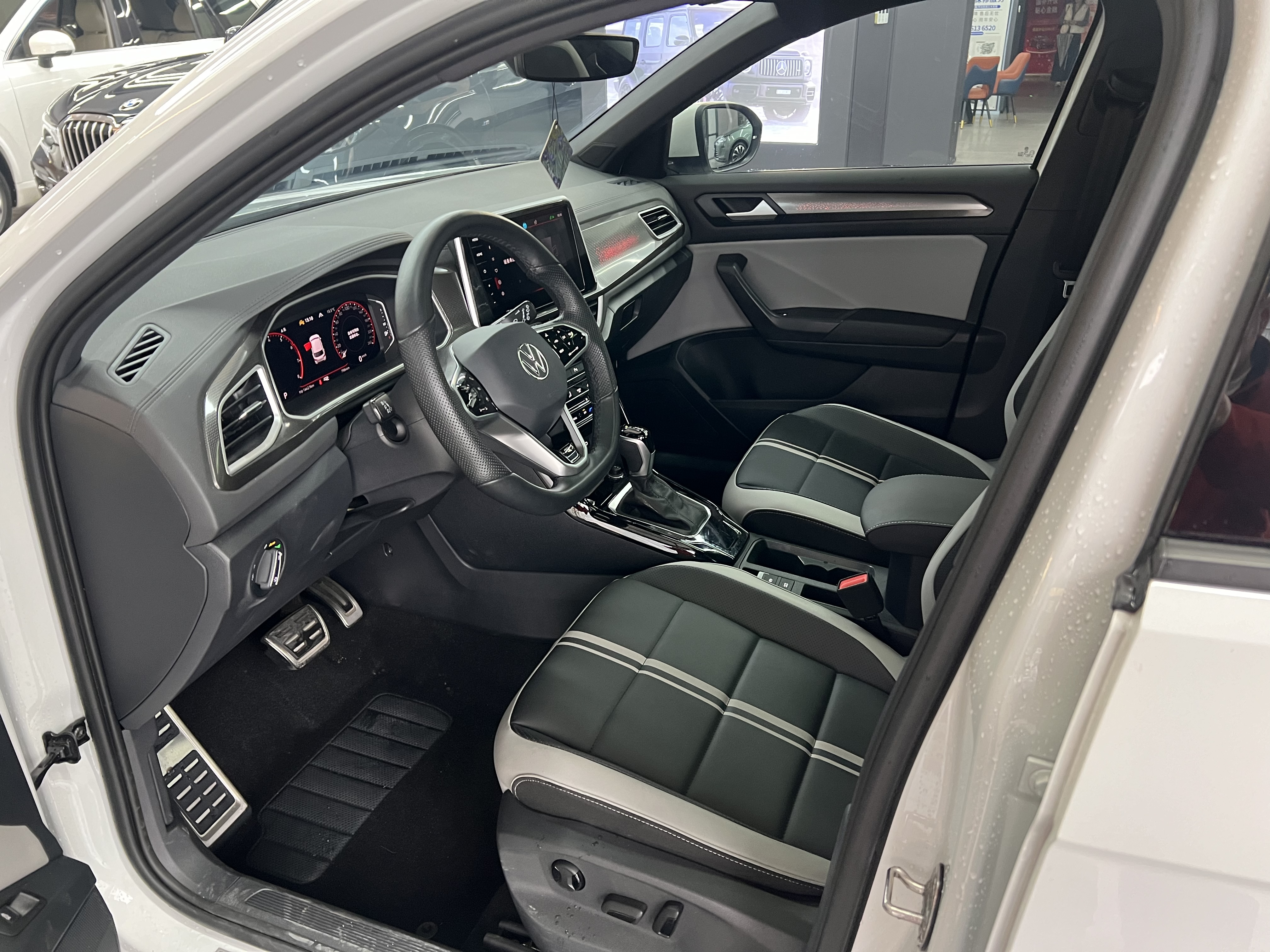 T-Roc 2023 #8 T-Roc 2023 car image #8