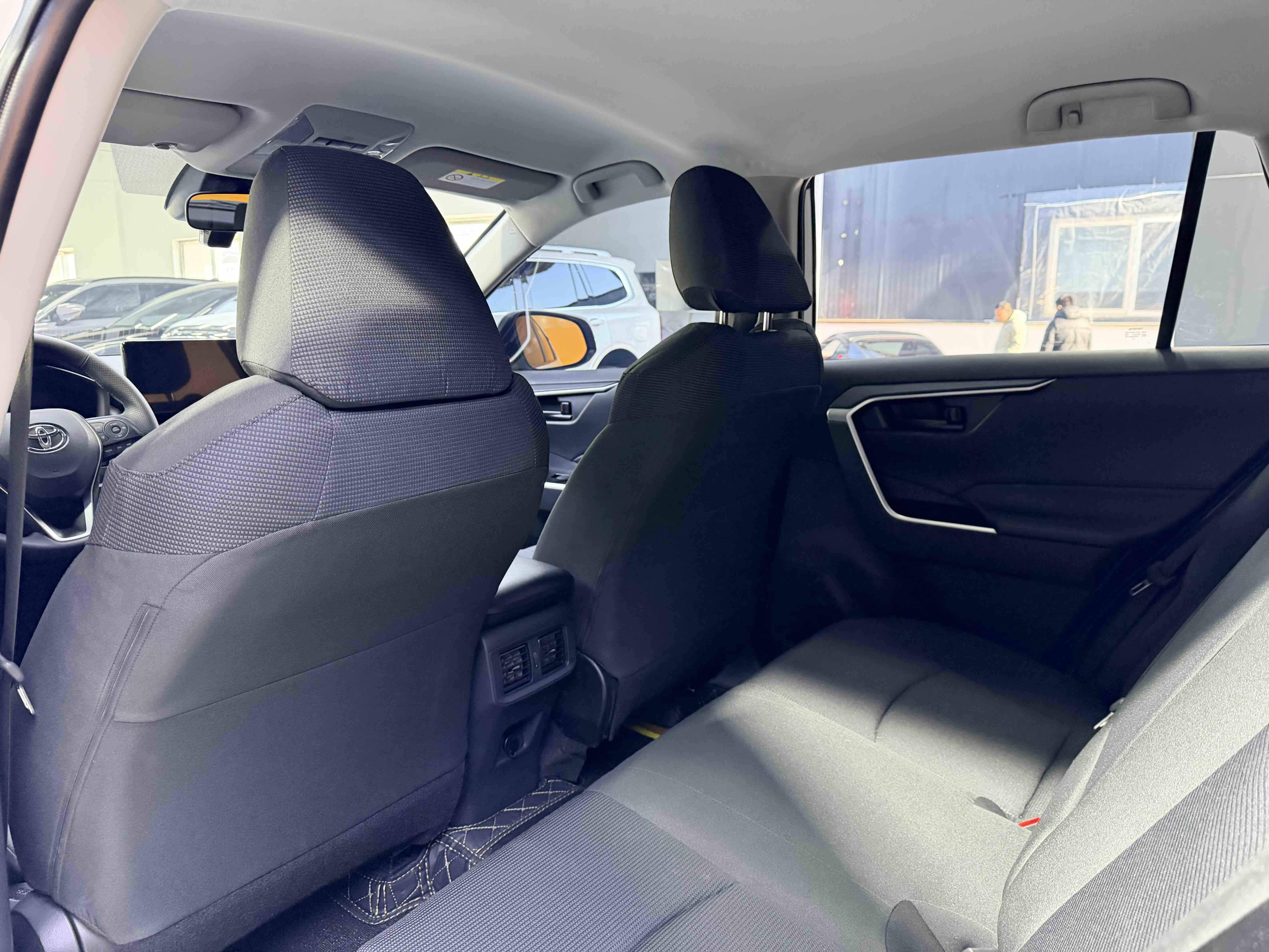 丰田 RAV4荣放 2025 汽车图片 #8