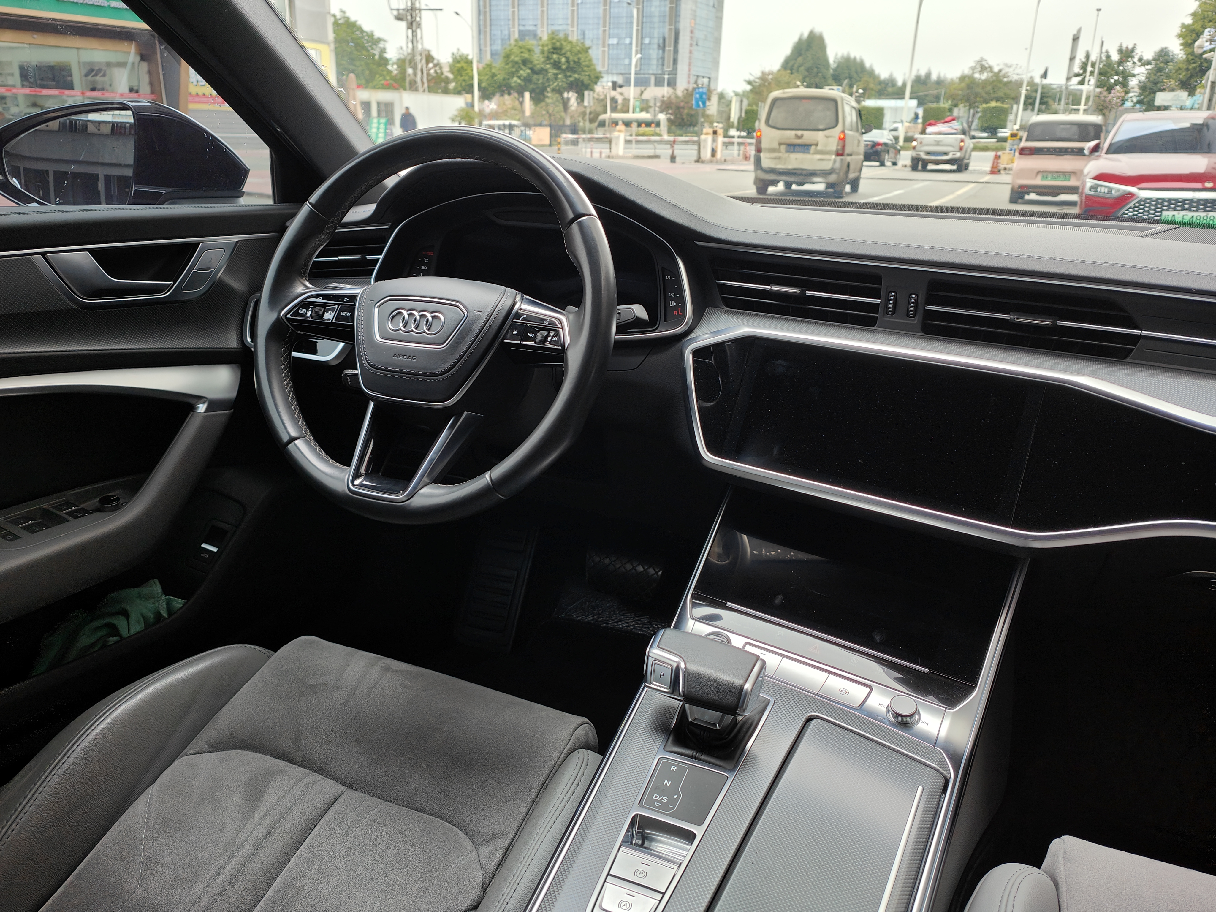 Audi A6L 2023 #8 Audi A6L 2023 car image #8