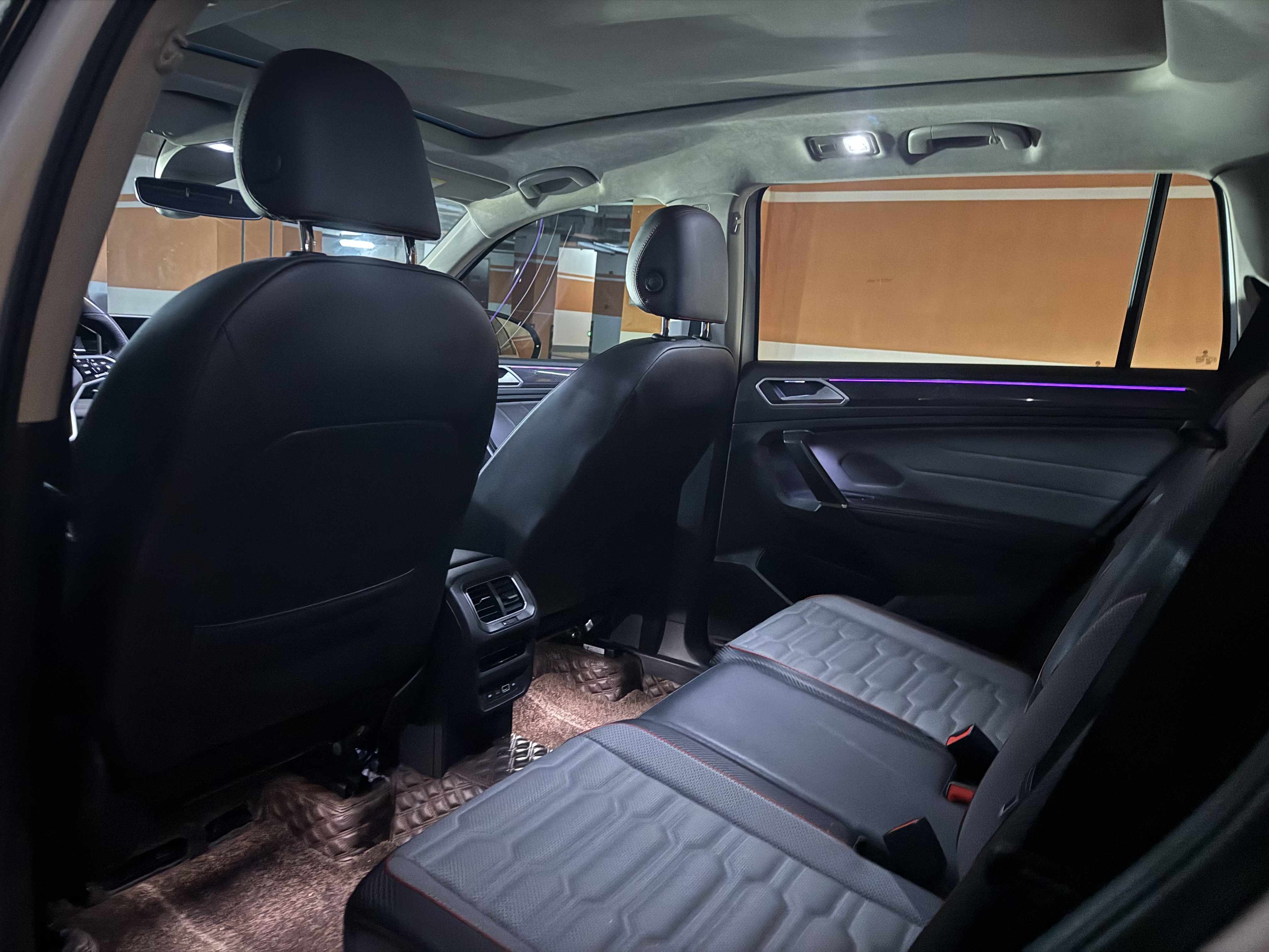 Volkswagen Tiguan L 2023 car image #8