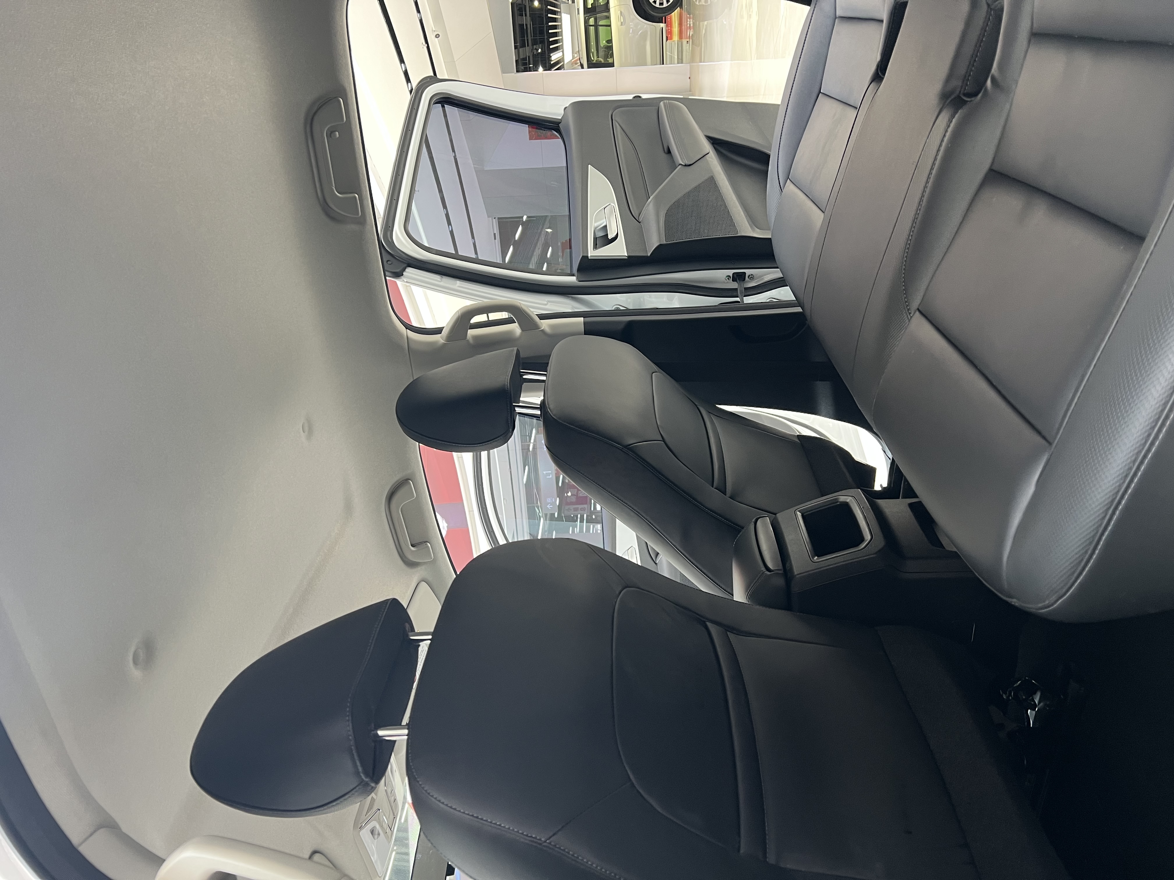 Great Wall Poer 2023 car image #8