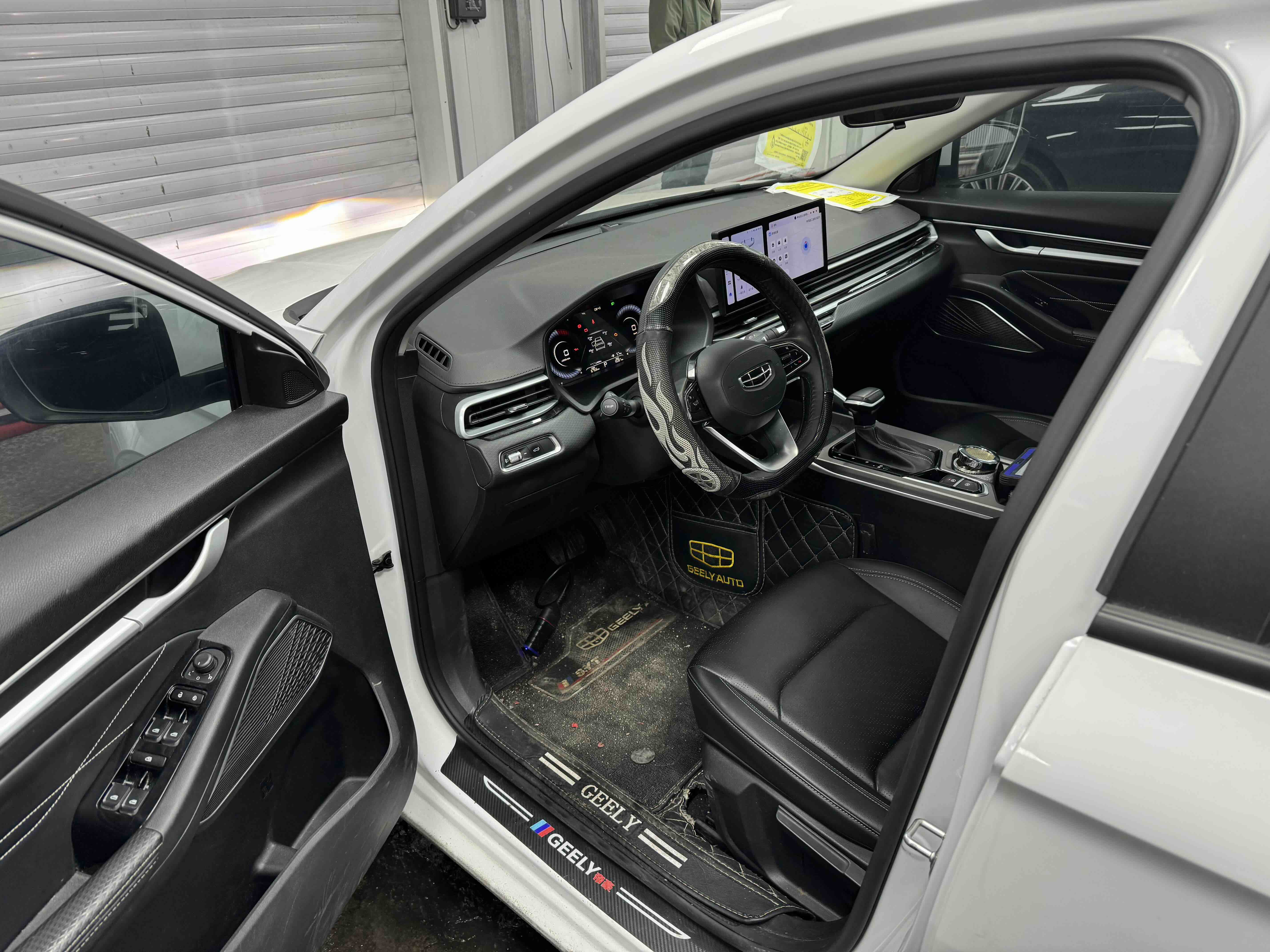 Emgrand 2024 #8 Emgrand 2024 car image #8