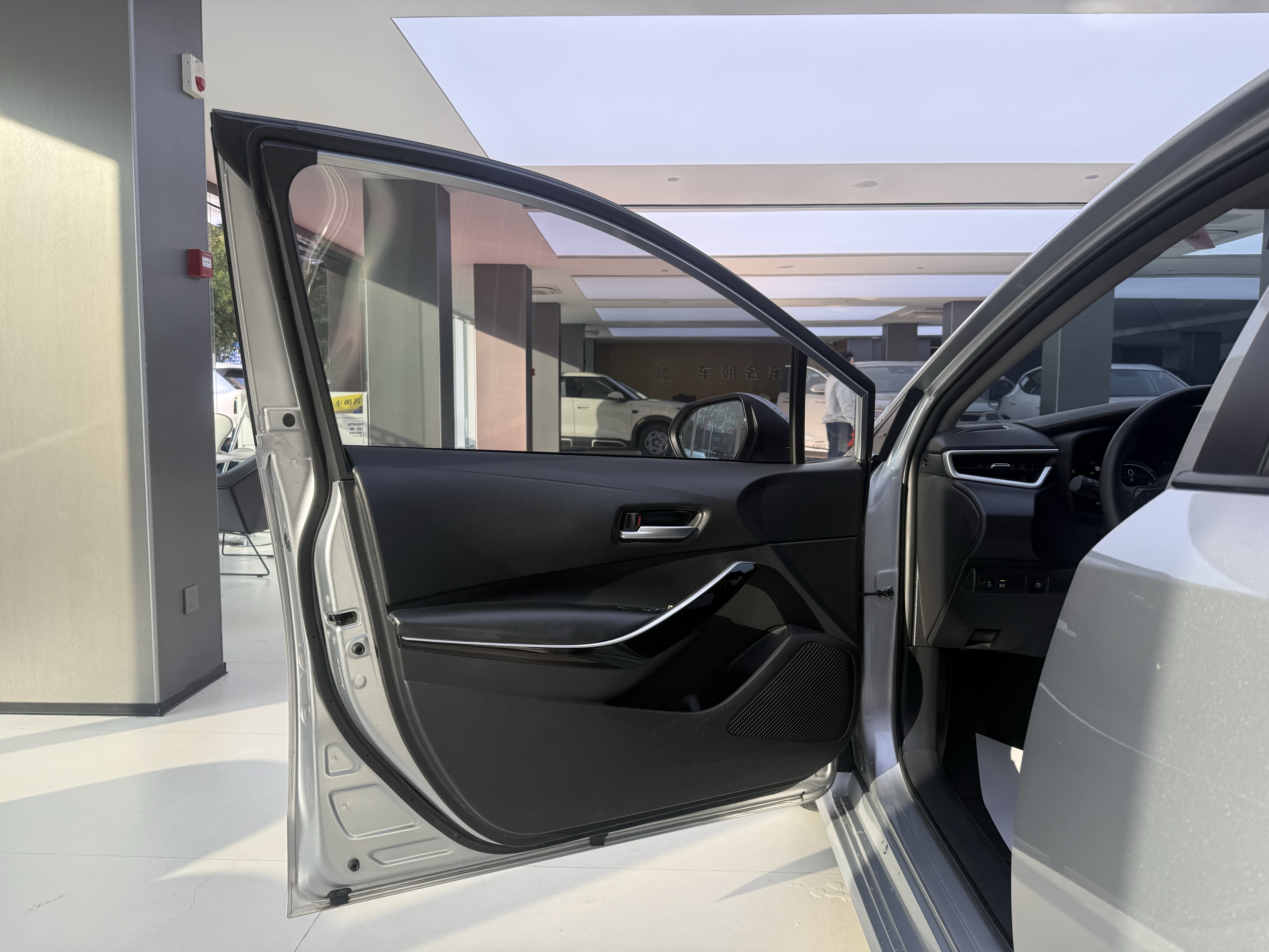 Toyota Corolla 2023 car image #8