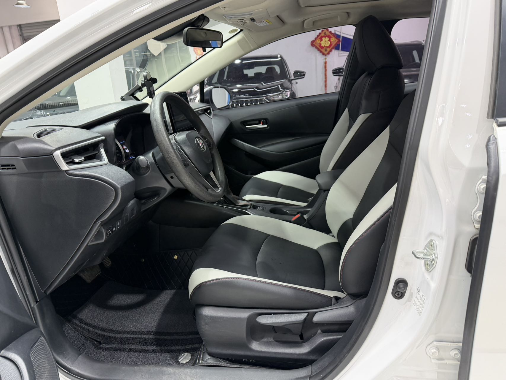 Corolla 2023 car image #8