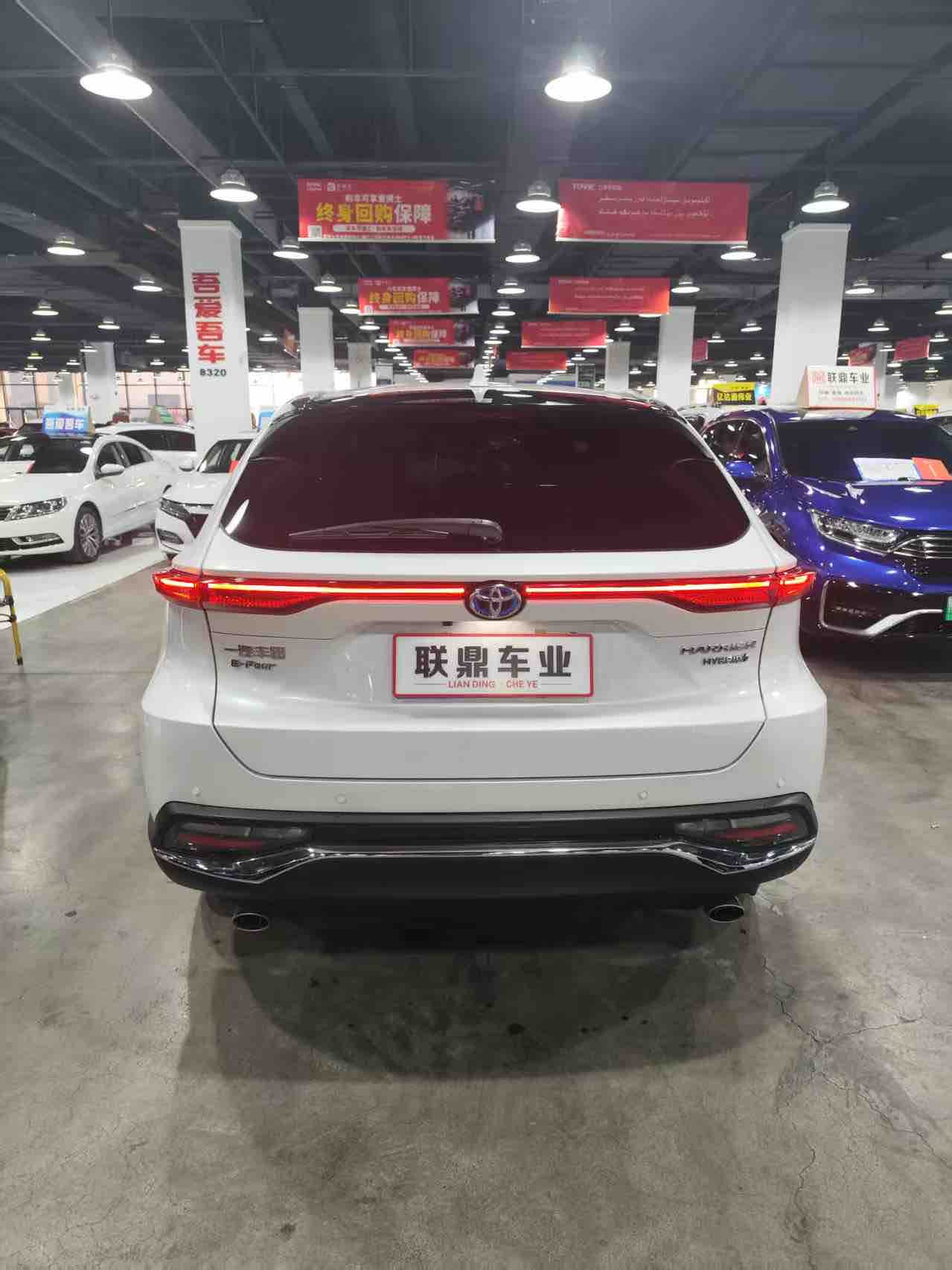 Toyota Harrier 2023 immagine di auto #8