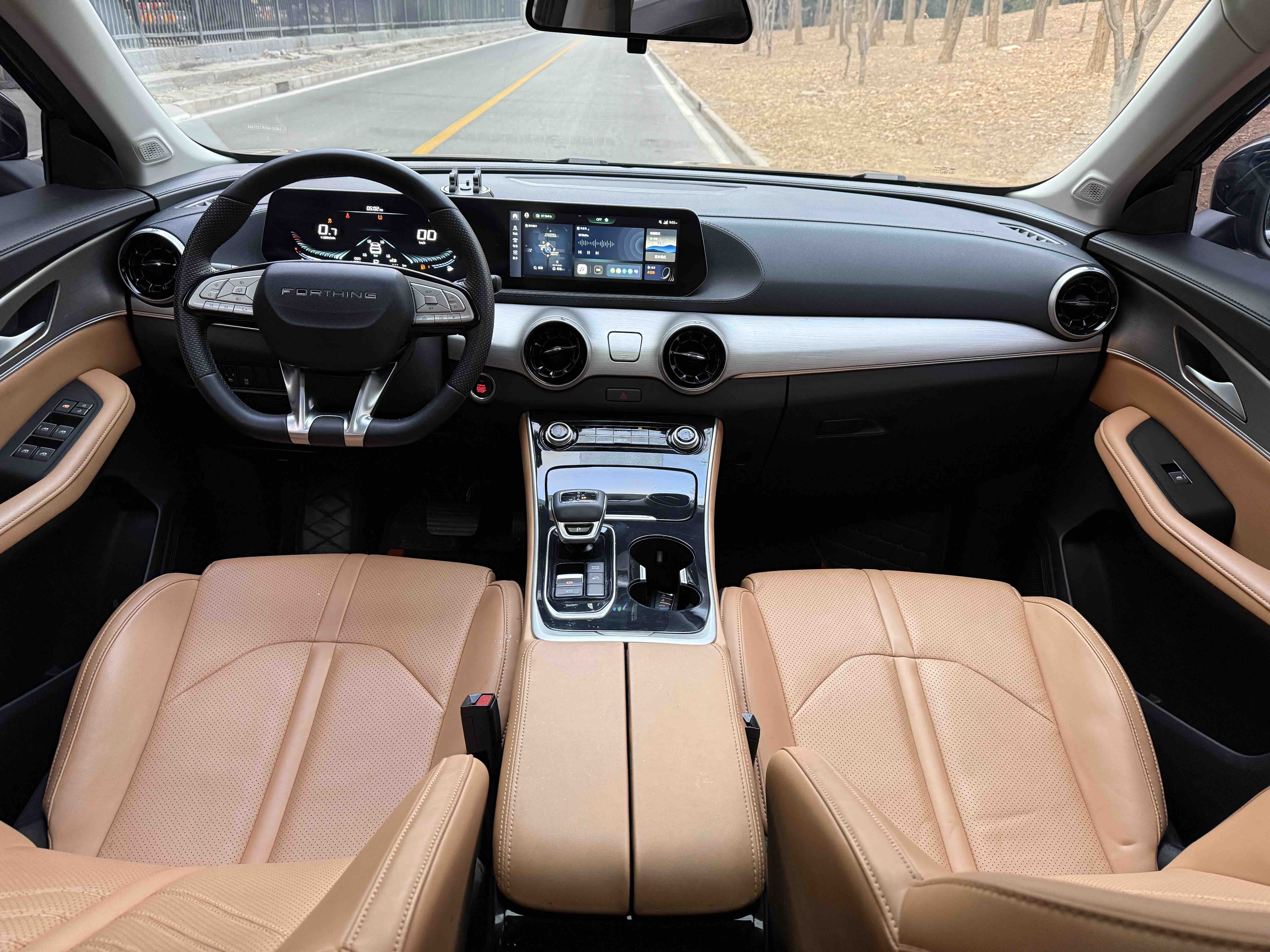 T5 EVO 2024 car image #8