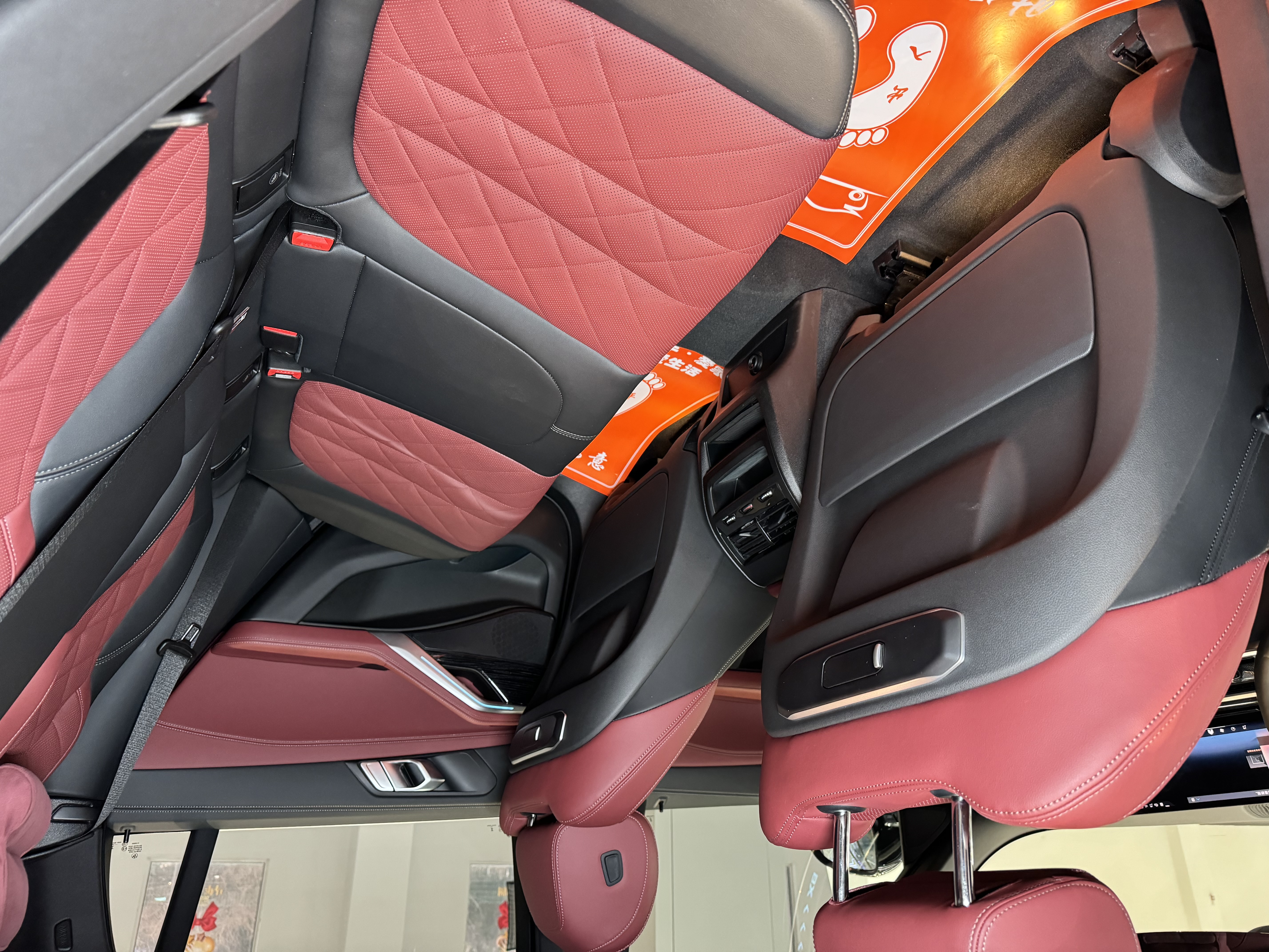 BMW X6 2024 car image #8