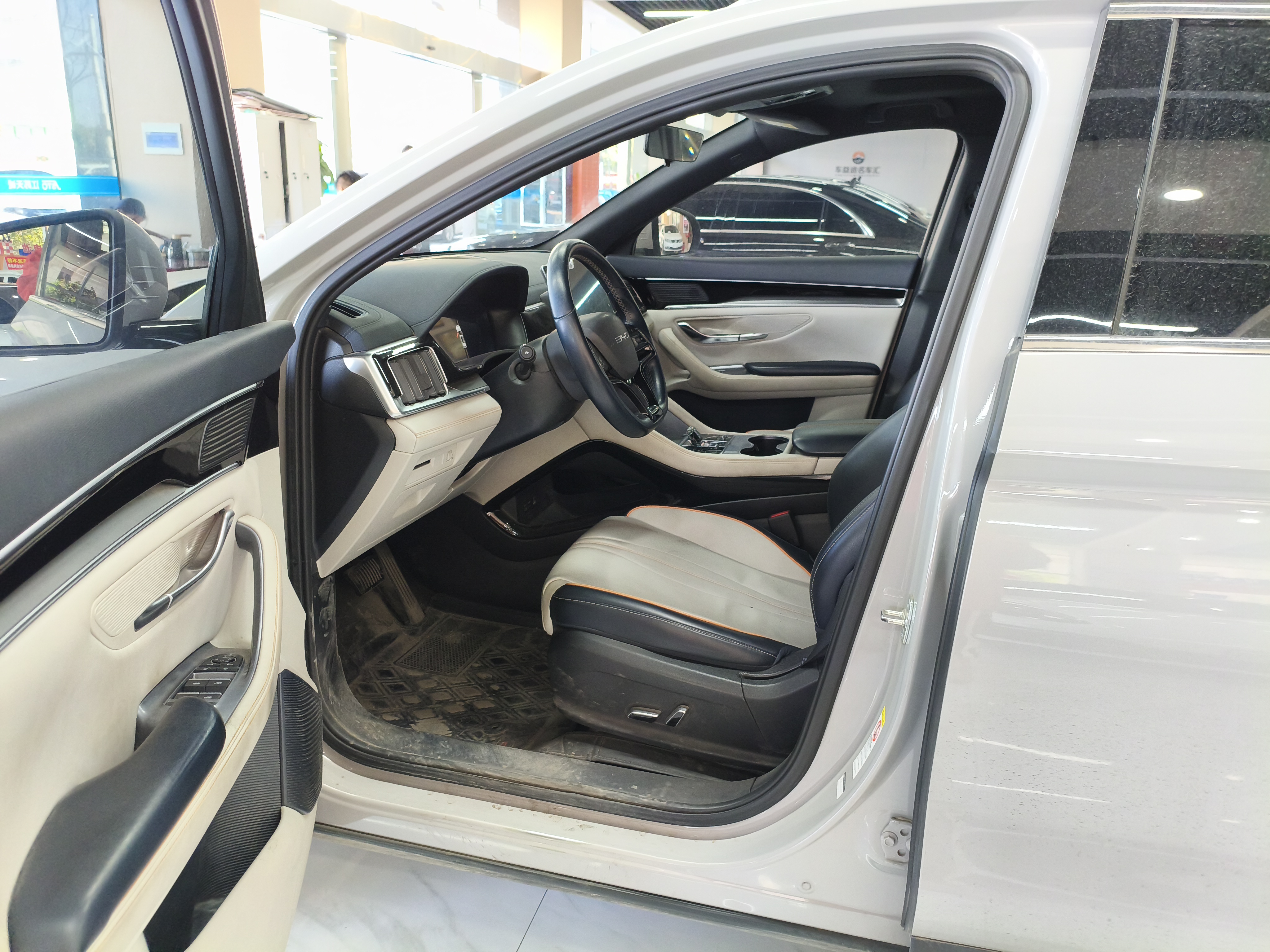 BYD Song Plus New Energy 2024 car image #8