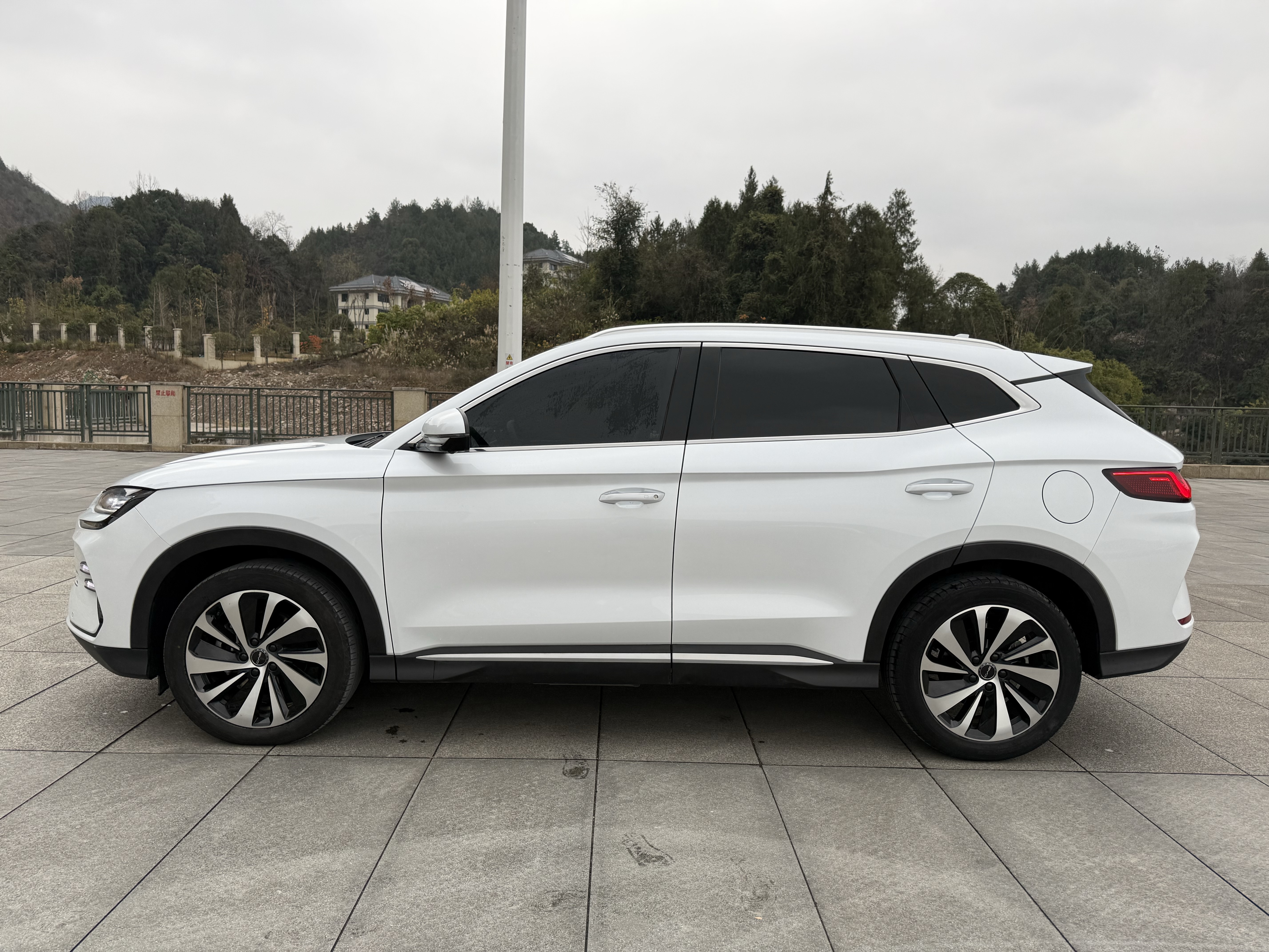 BYD Song Plus New Energy 2023 #8 BYD Song Plus New Energy 2023 car image #8