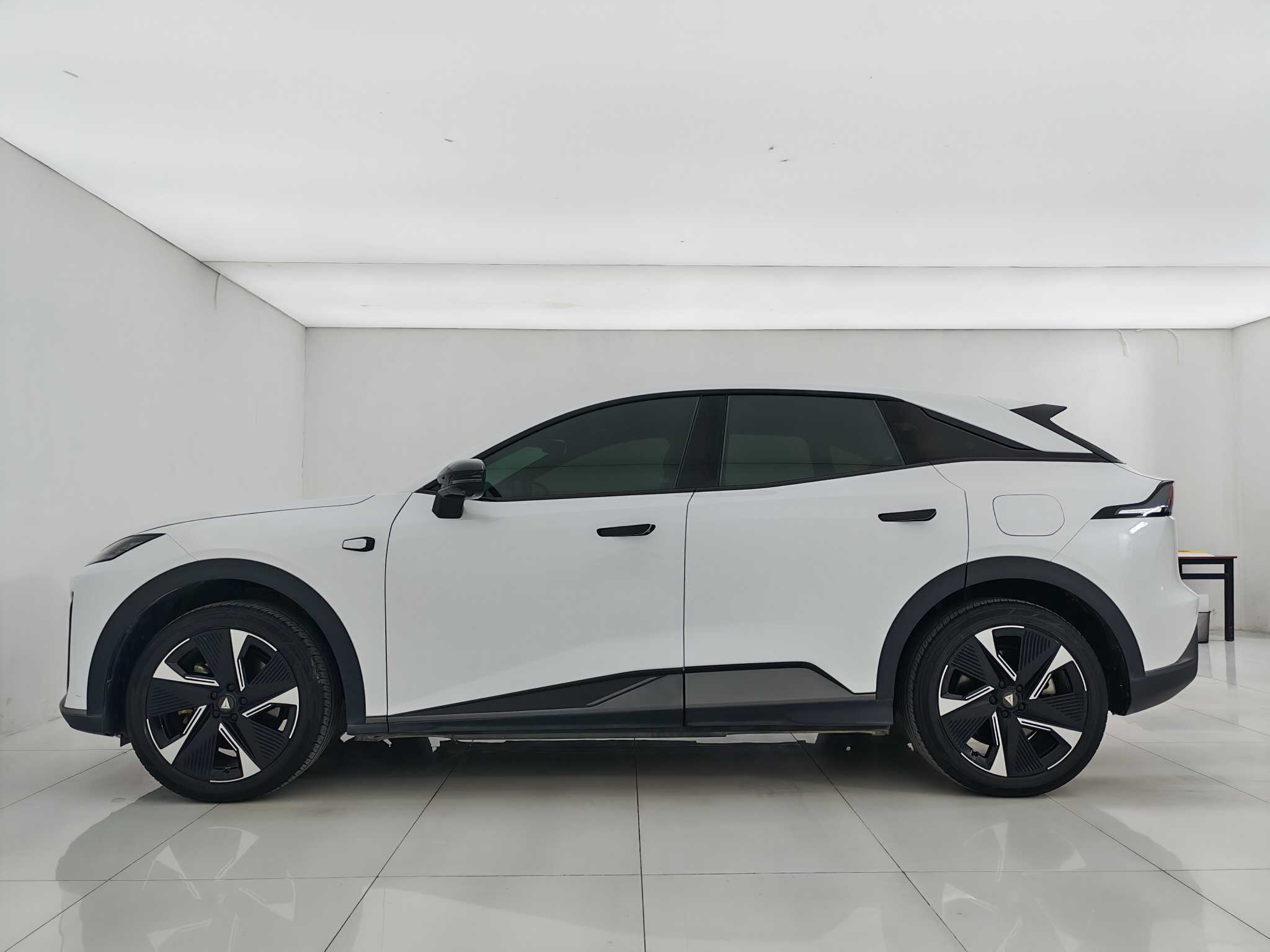 Deepal S07 2023 car image #8