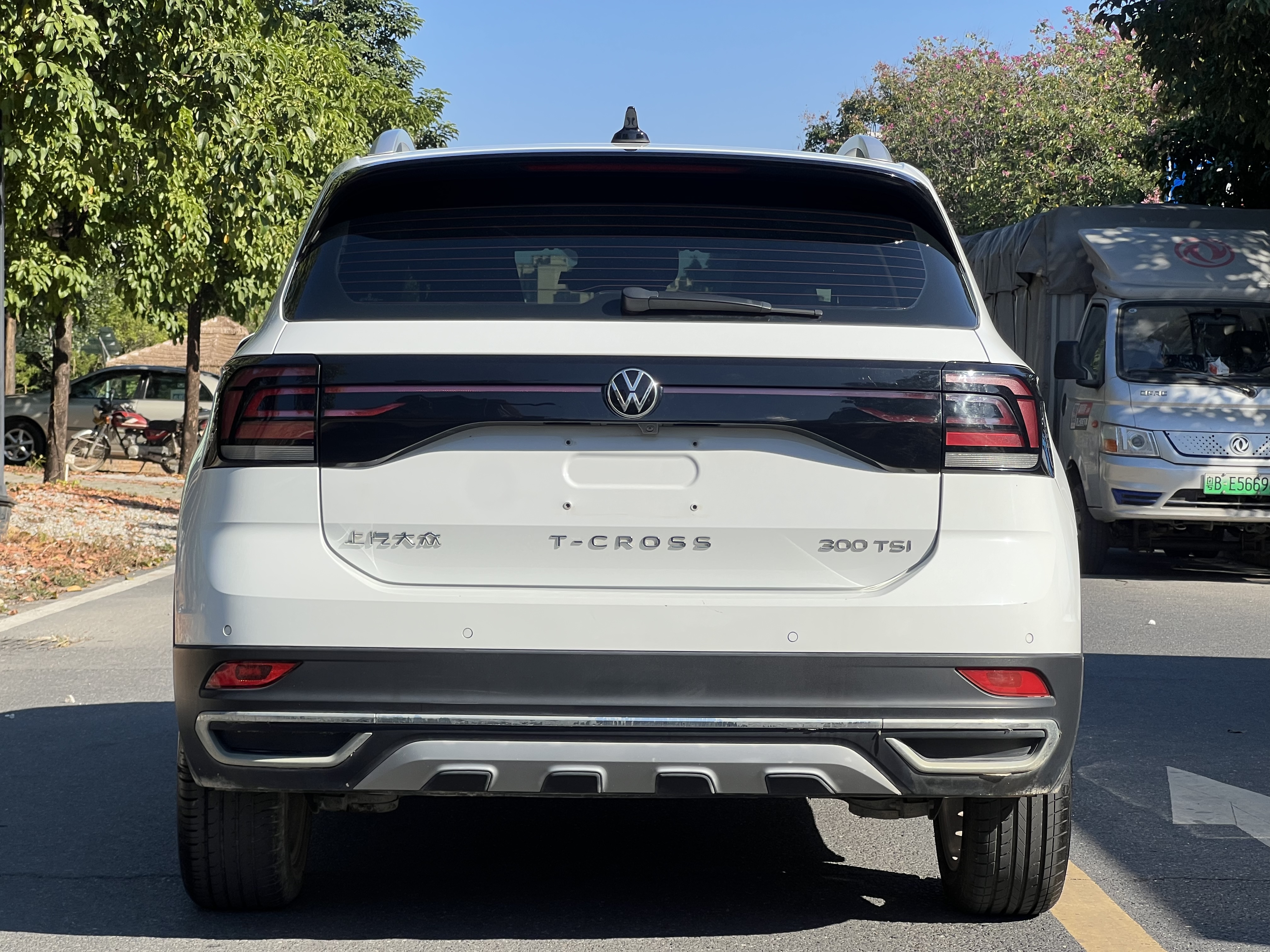 Volkswagen T-Cross 2024 #8 Volkswagen T-Cross 2024 car image #8