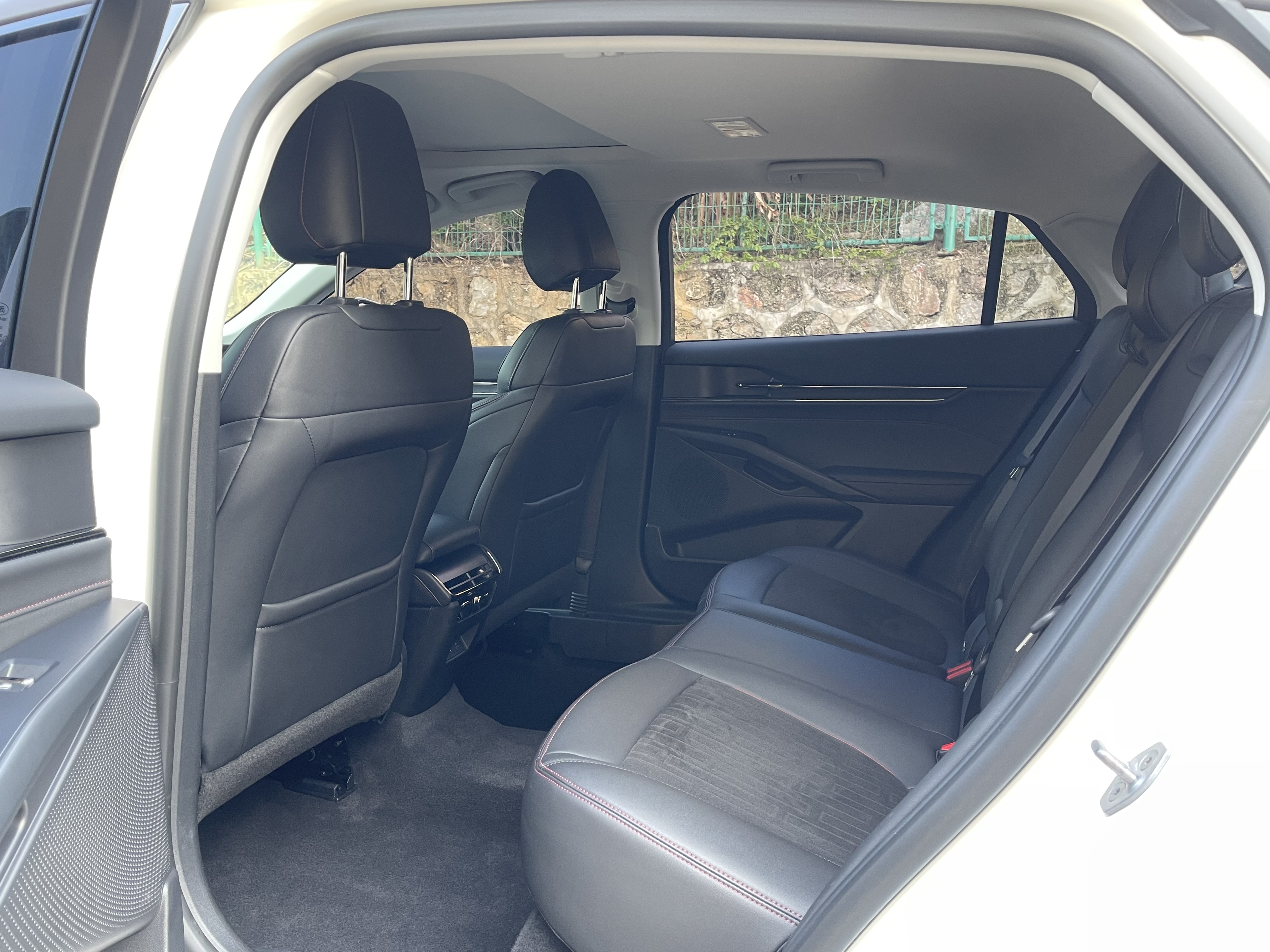 Ford Mondeo 2024 car image #8