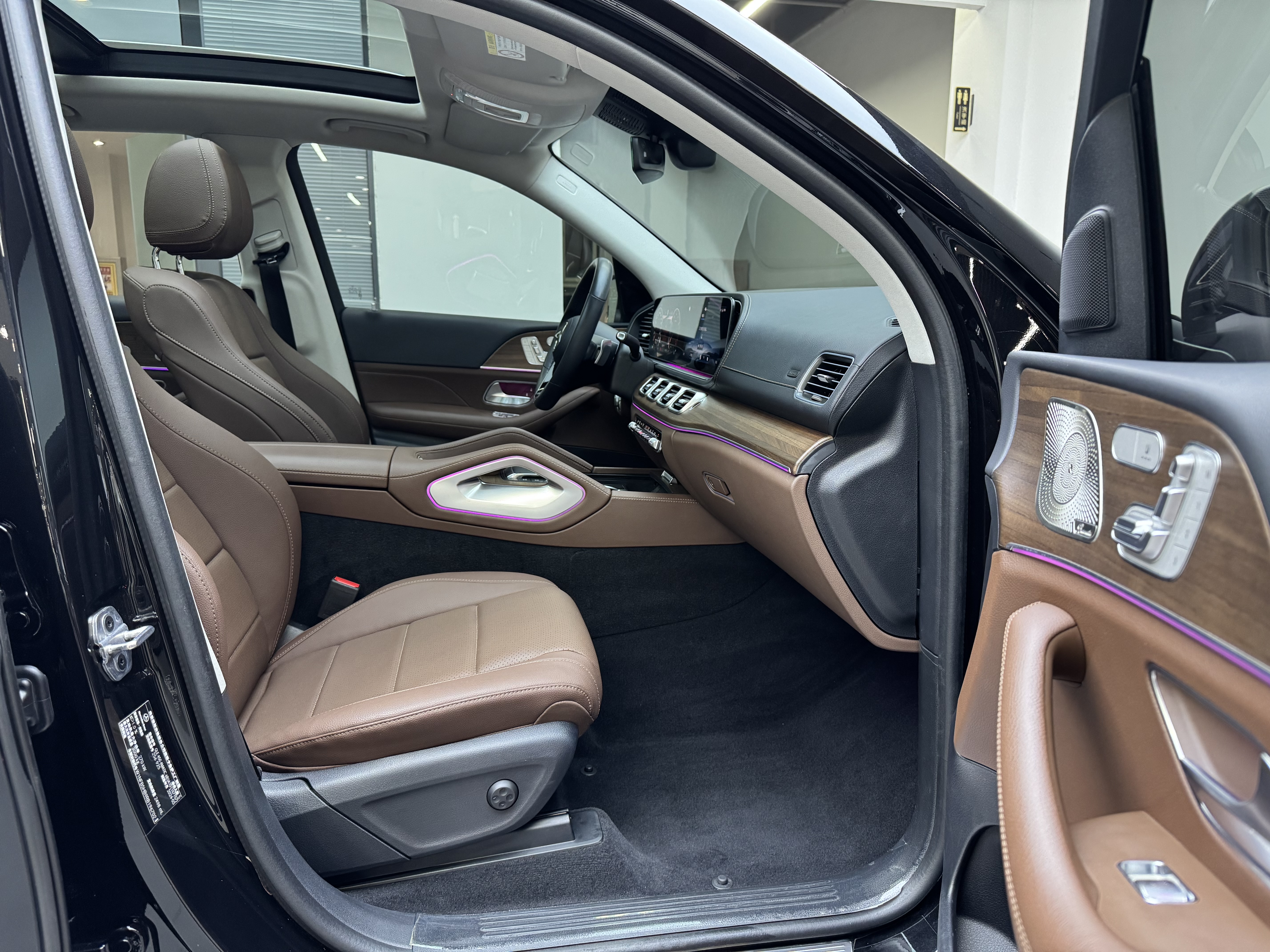 Mercedes-Benz GLE Class 2024 #8 Mercedes-Benz GLE Class 2024 car image #8