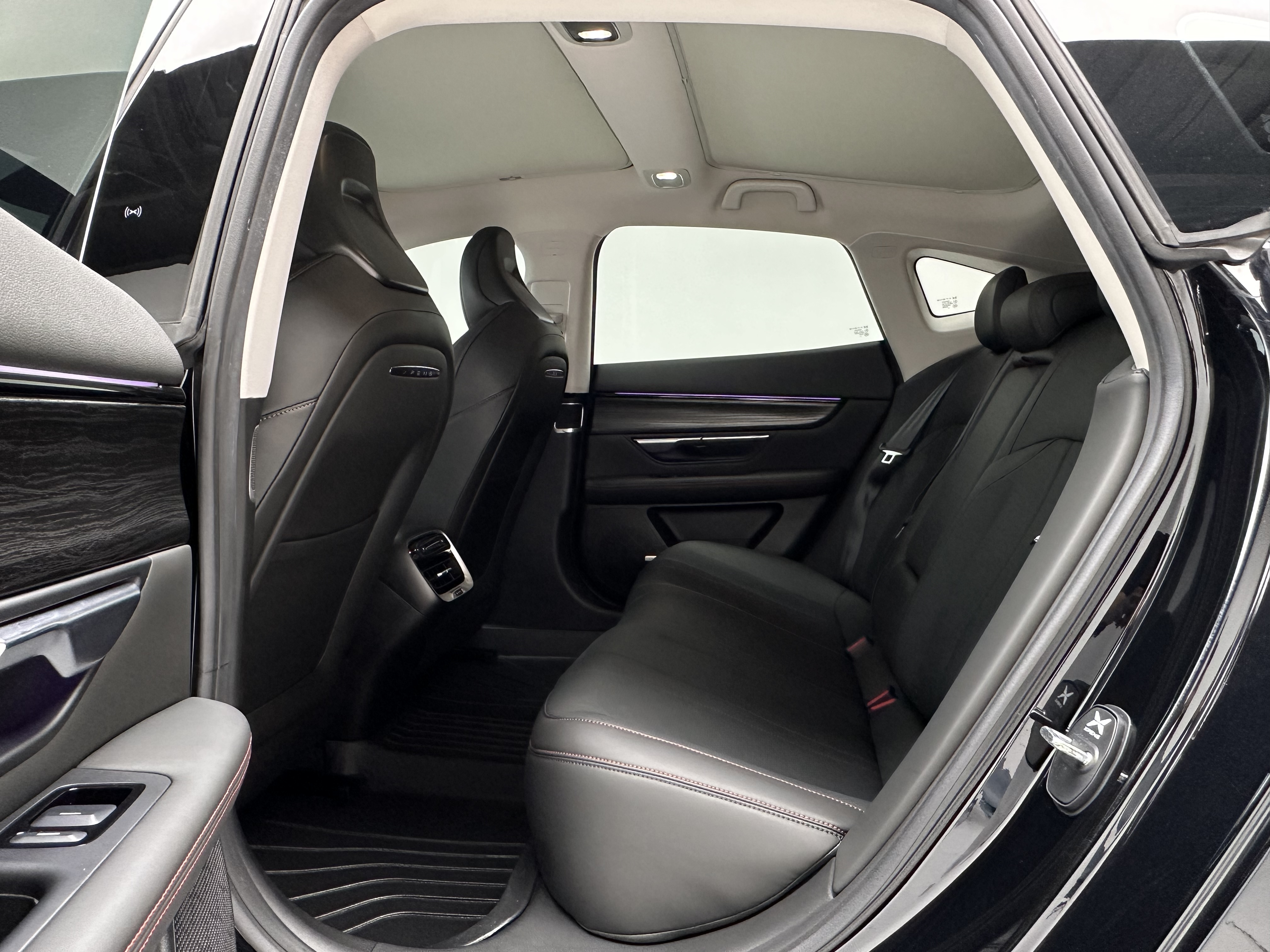 Xpeng P7 2024 #8 Xpeng P7 2024 immagine di auto #8