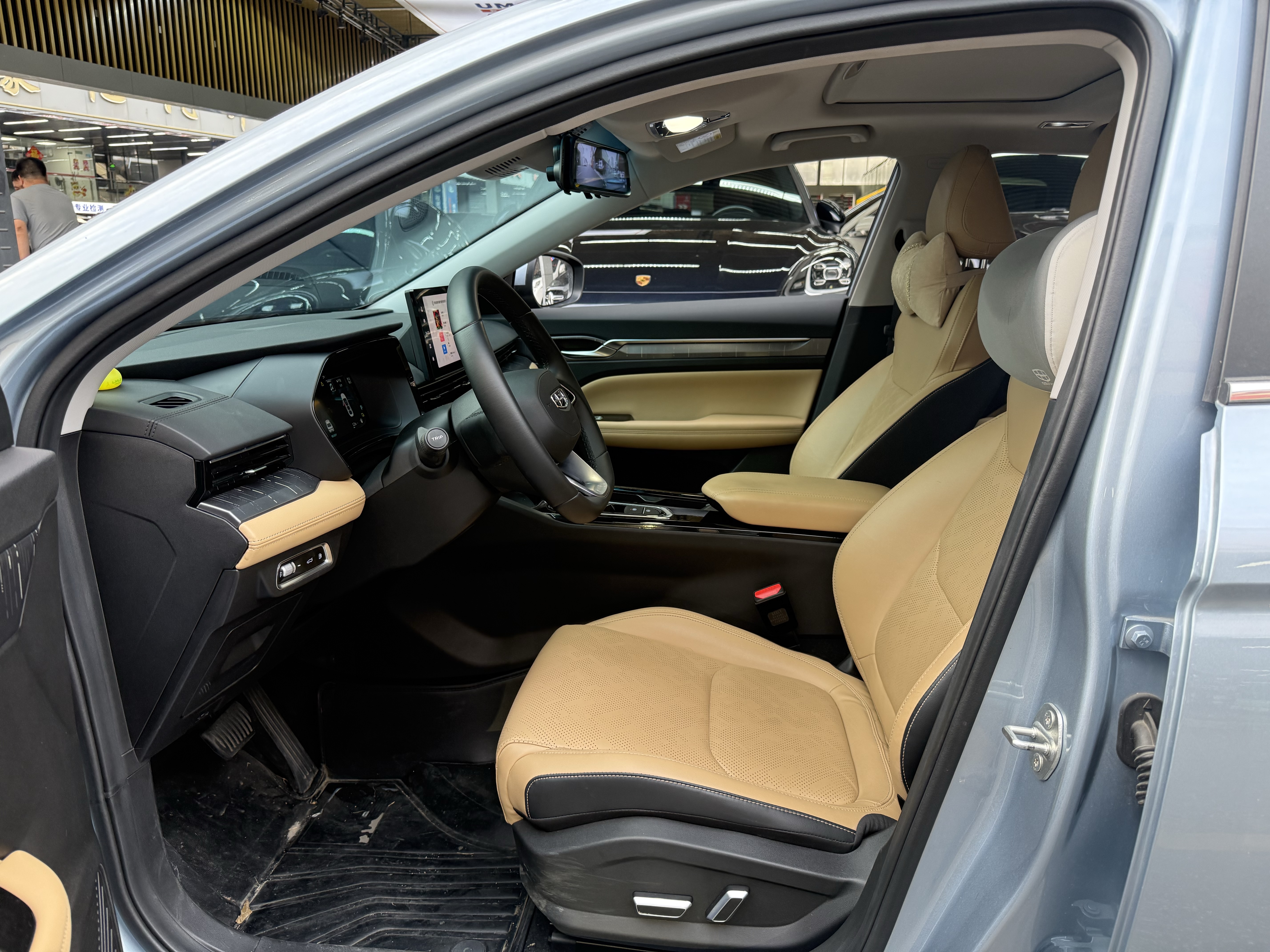 GEELY Emgrand L 2023 car image #8