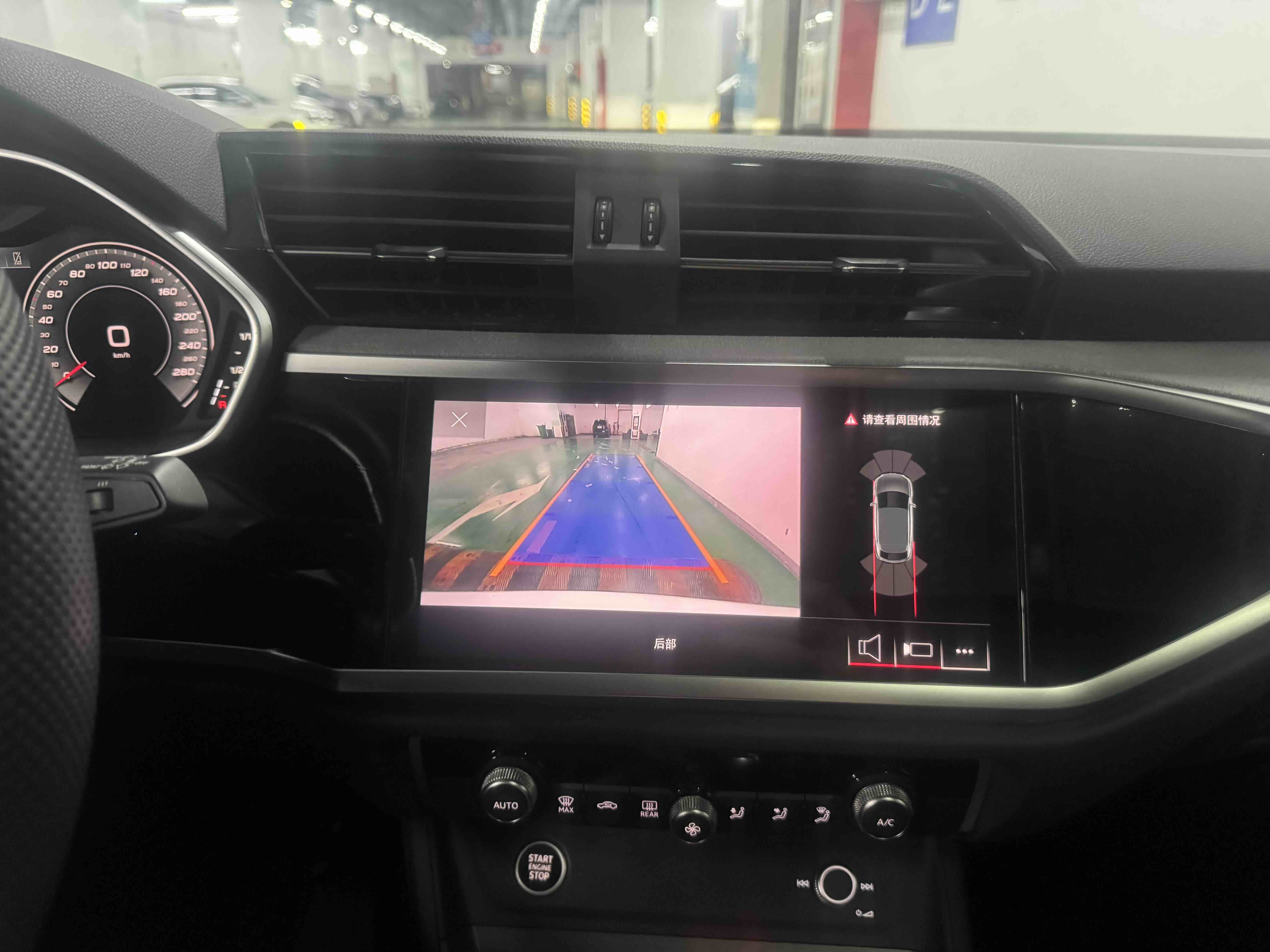 Audi Q3 Sportback 2024 #8 Audi Q3 Sportback 2024 car image #8