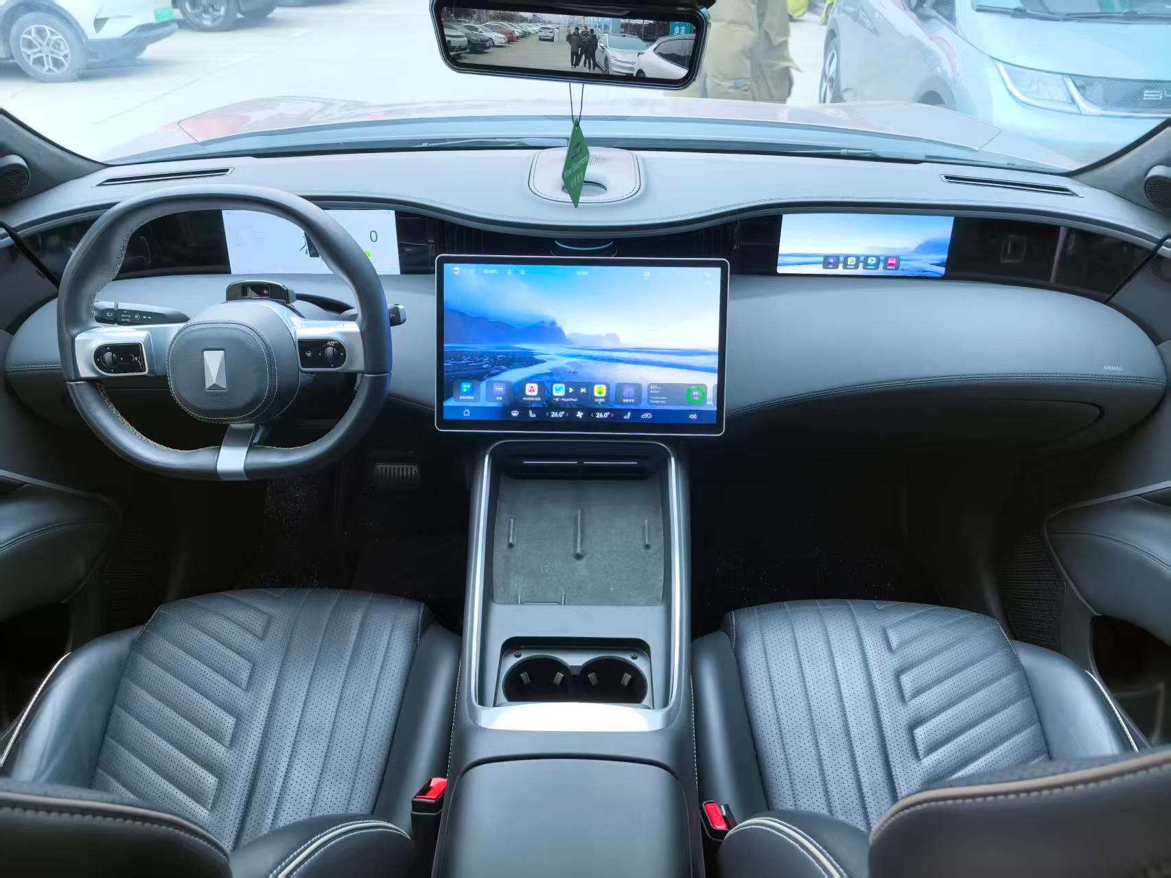 Avatr 11 2023 #8 Avatr 11 2023 car image #8