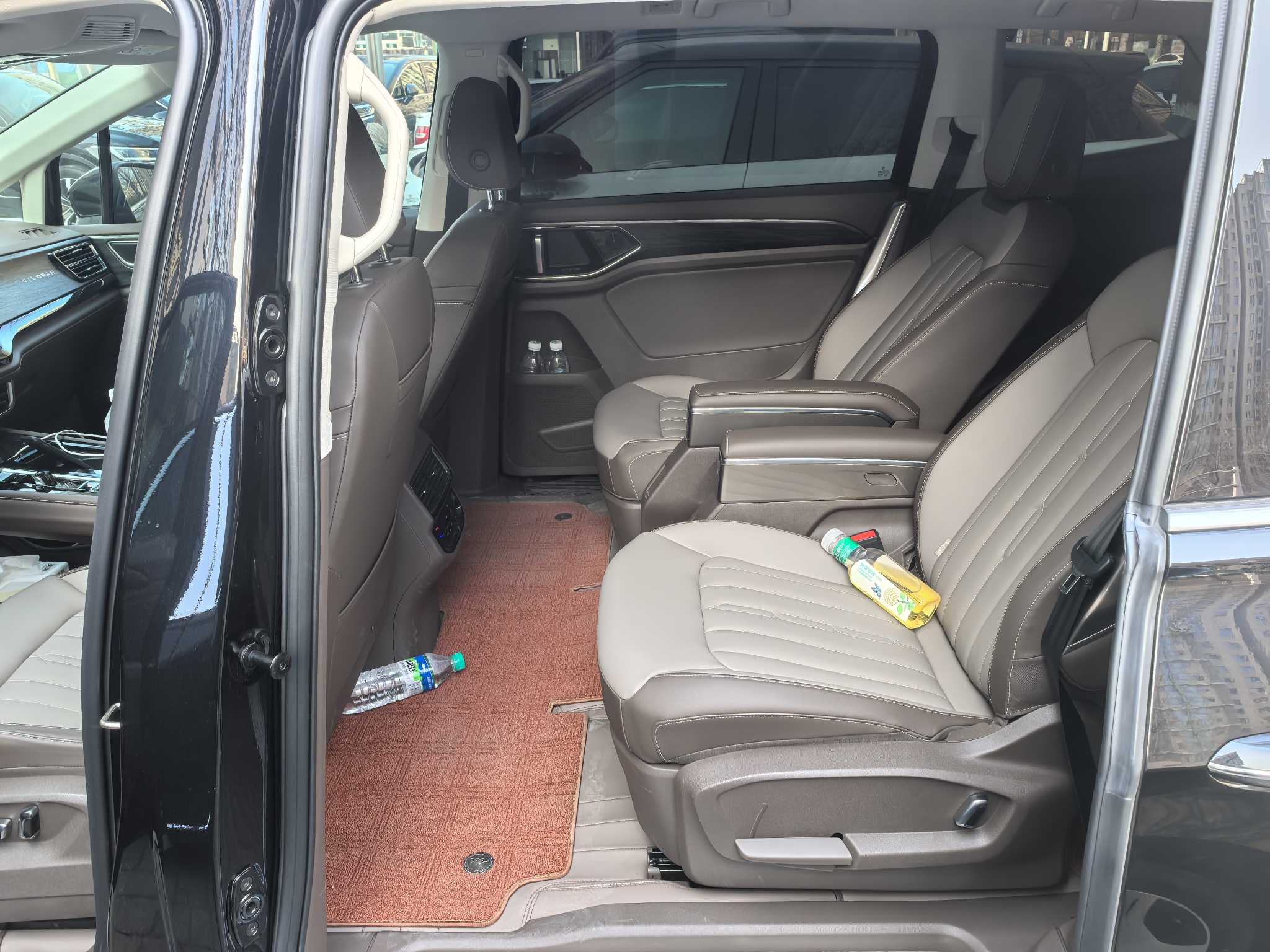 Volkswagen Viloran 2025 #8 Volkswagen Viloran 2025 car image #8