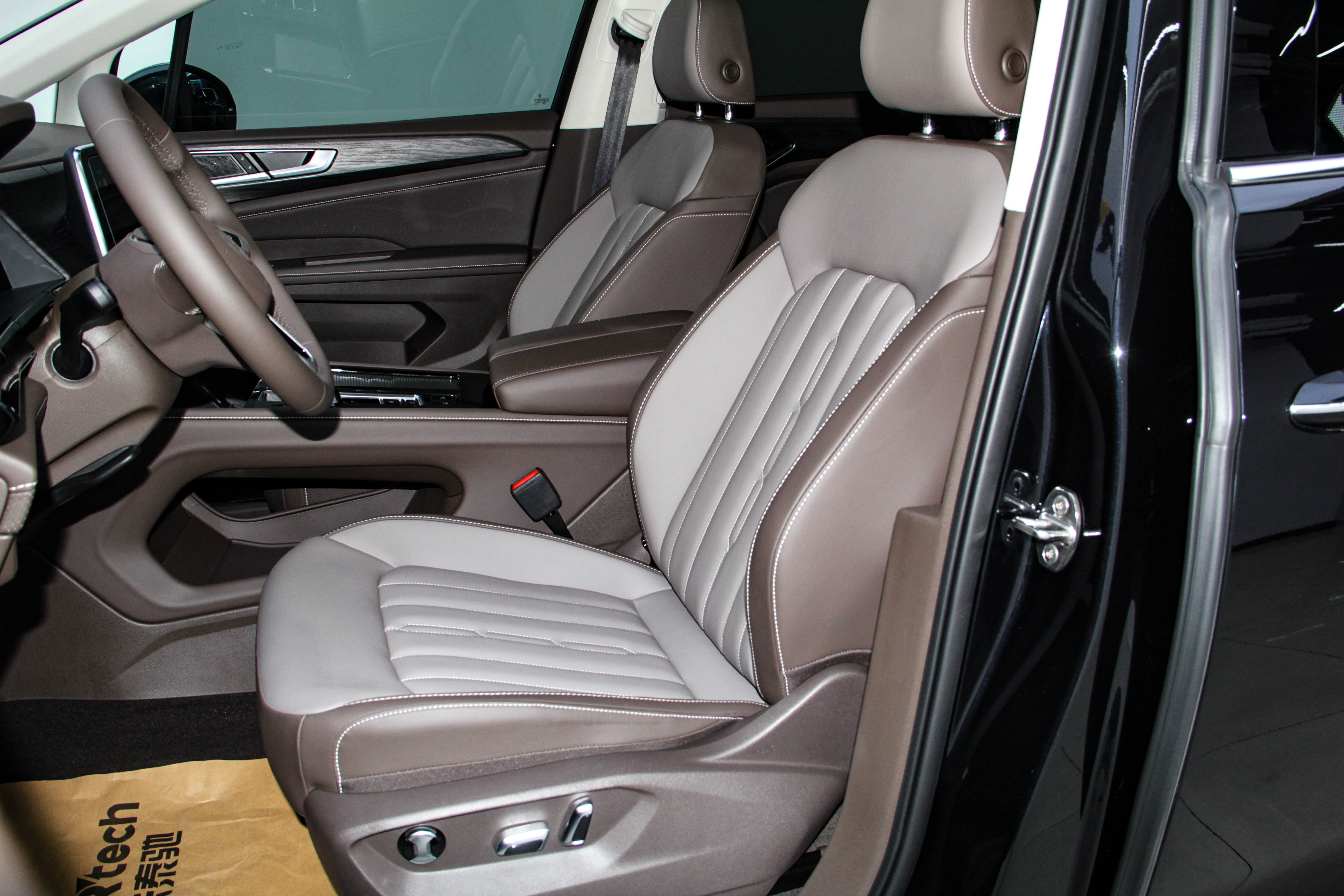 Volkswagen Viloran 2025 car image #8