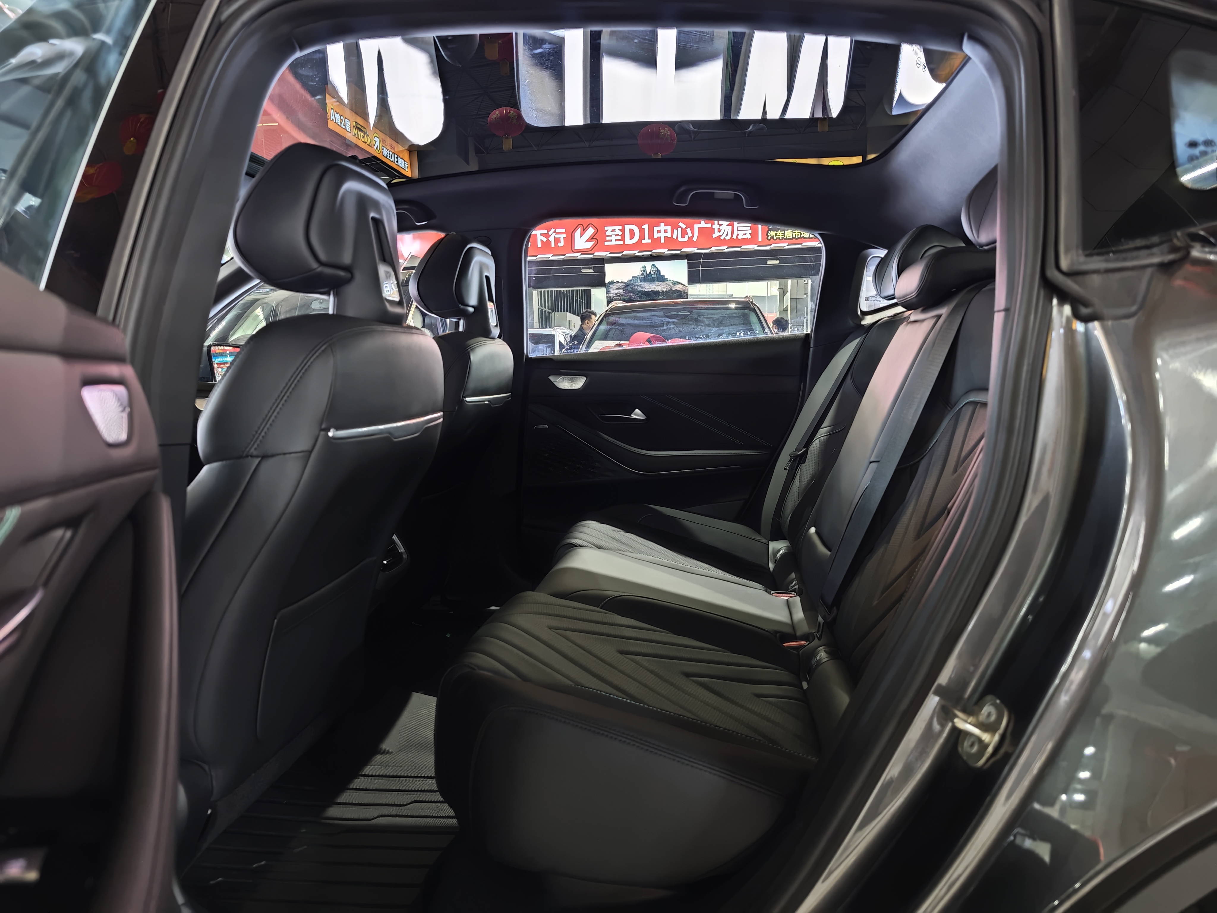 Deepal SL03 2025 car image #8