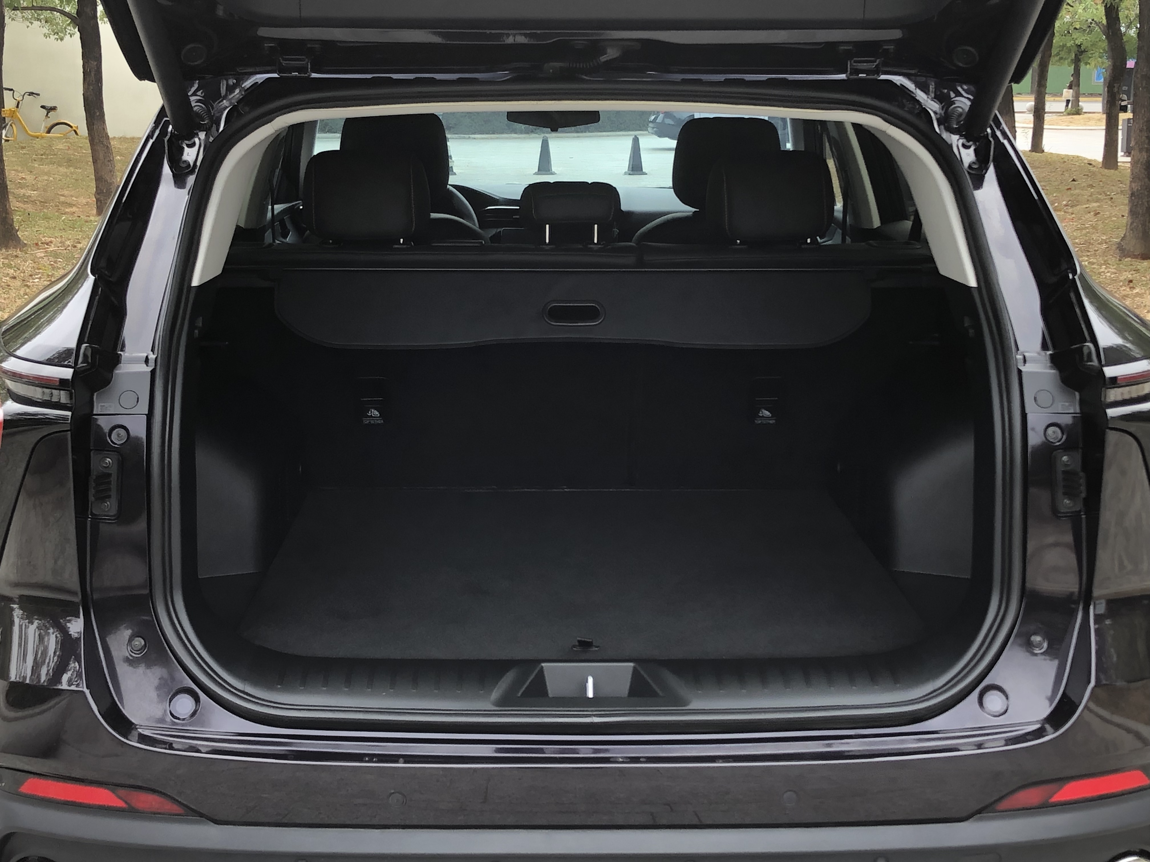 Kaiyi Kunlun 2023 #8 Kaiyi Kunlun 2023 car image #8