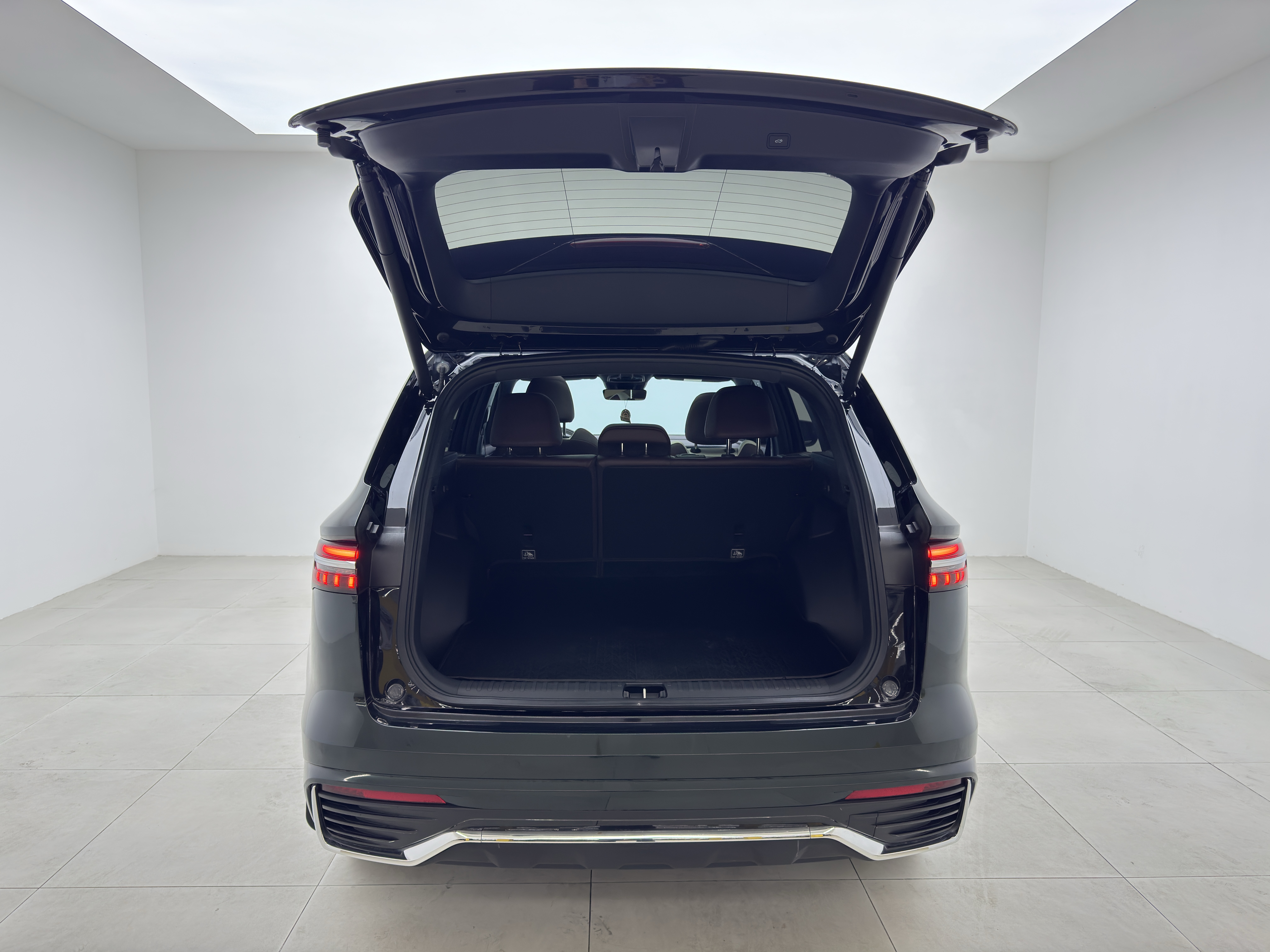 GEELY Monjaro 2024 car image #8