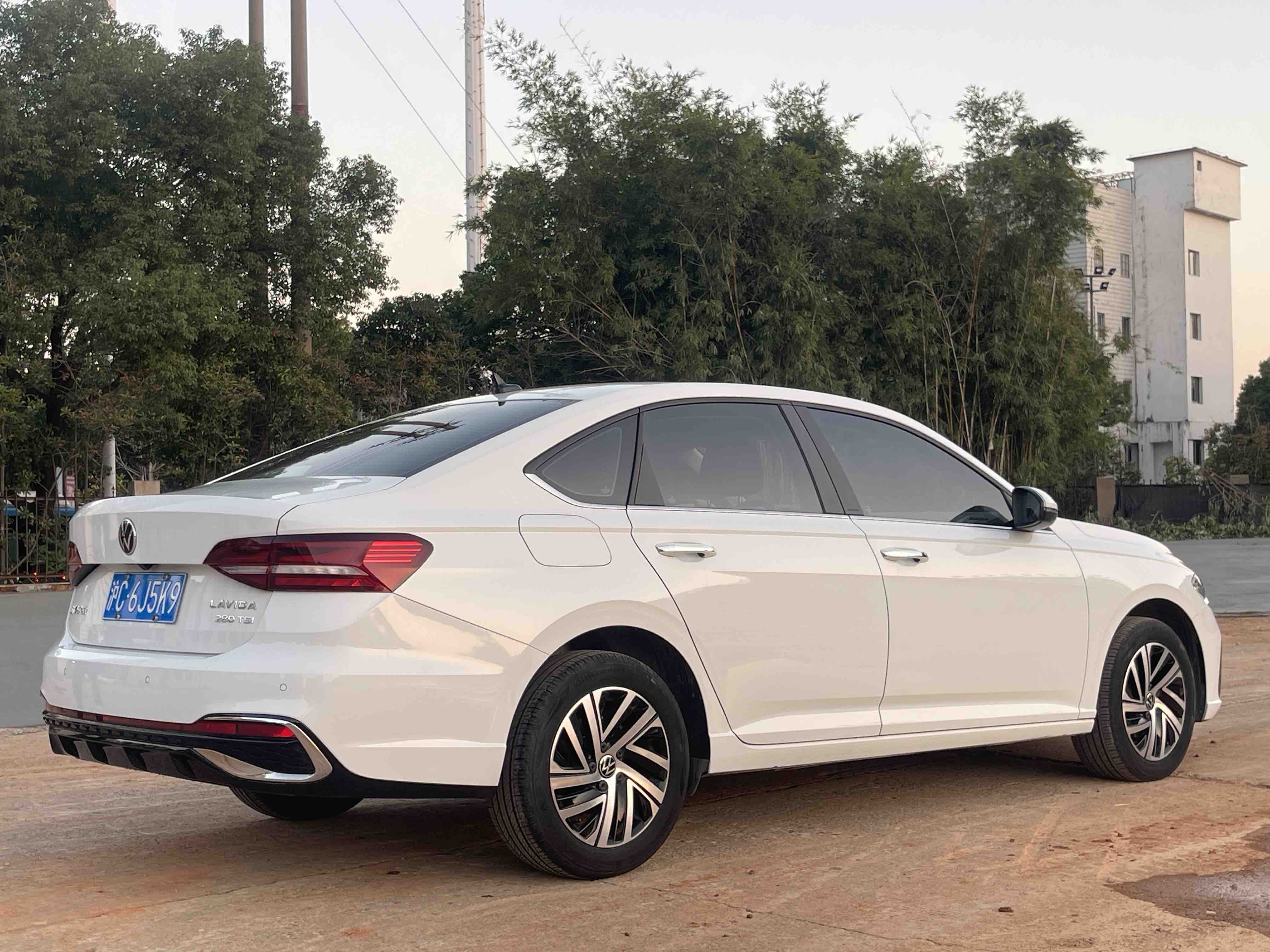 Volkswagen Lavida 2024 car image #8